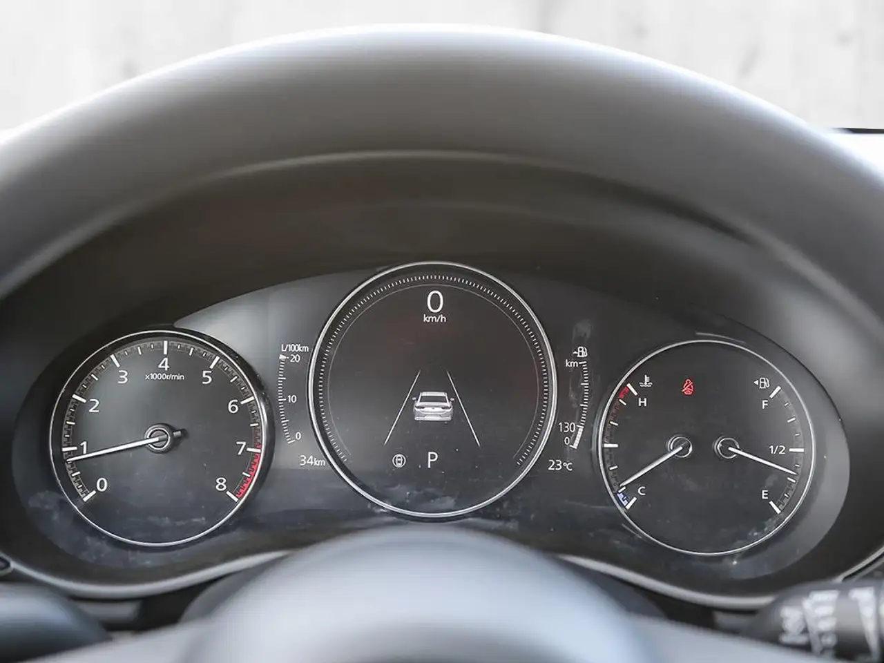 Mazda 3 снимка Mazda 3