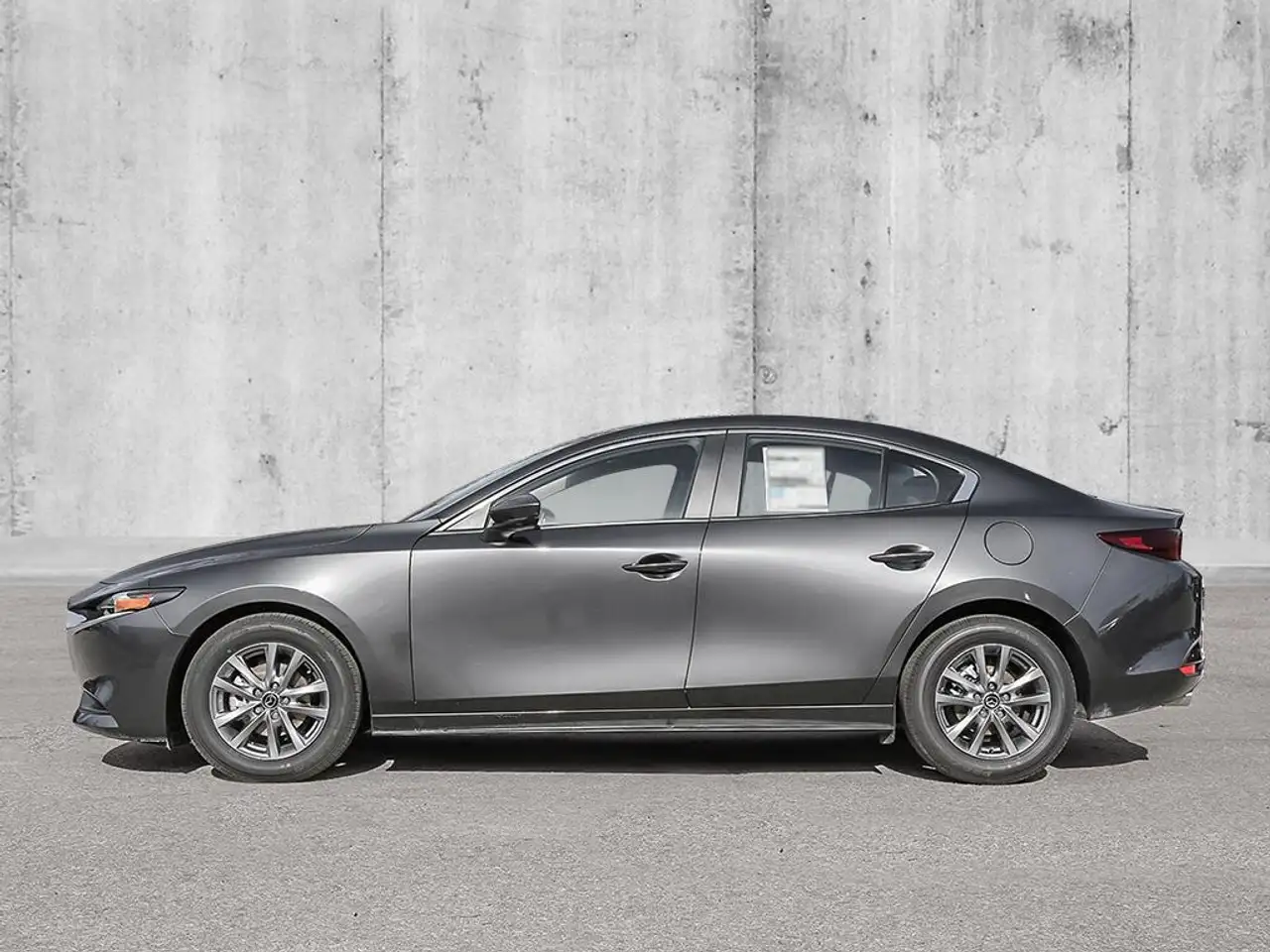 Mazda 3 снимка Mazda 3