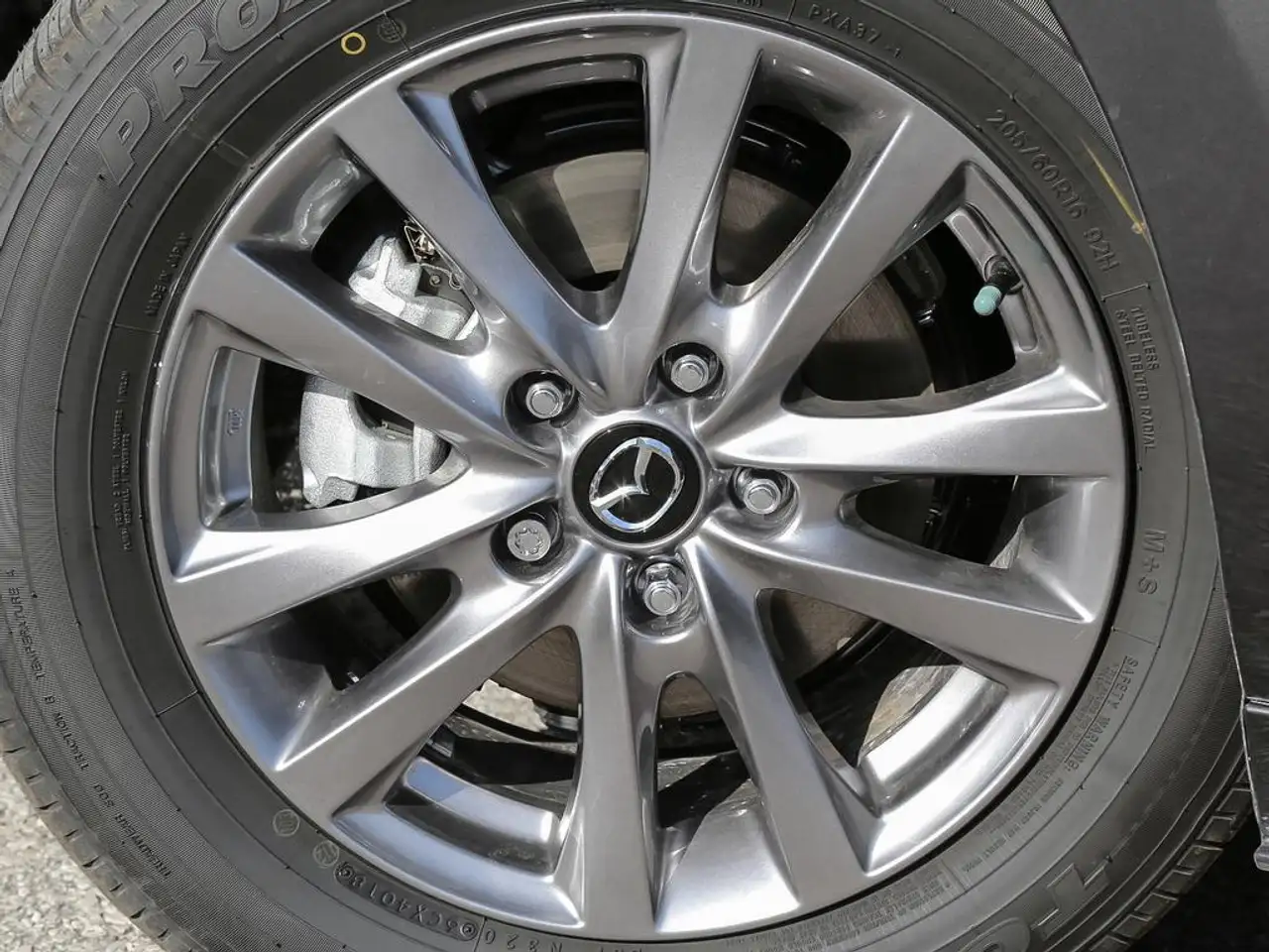 Mazda 3 снимка Mazda 3