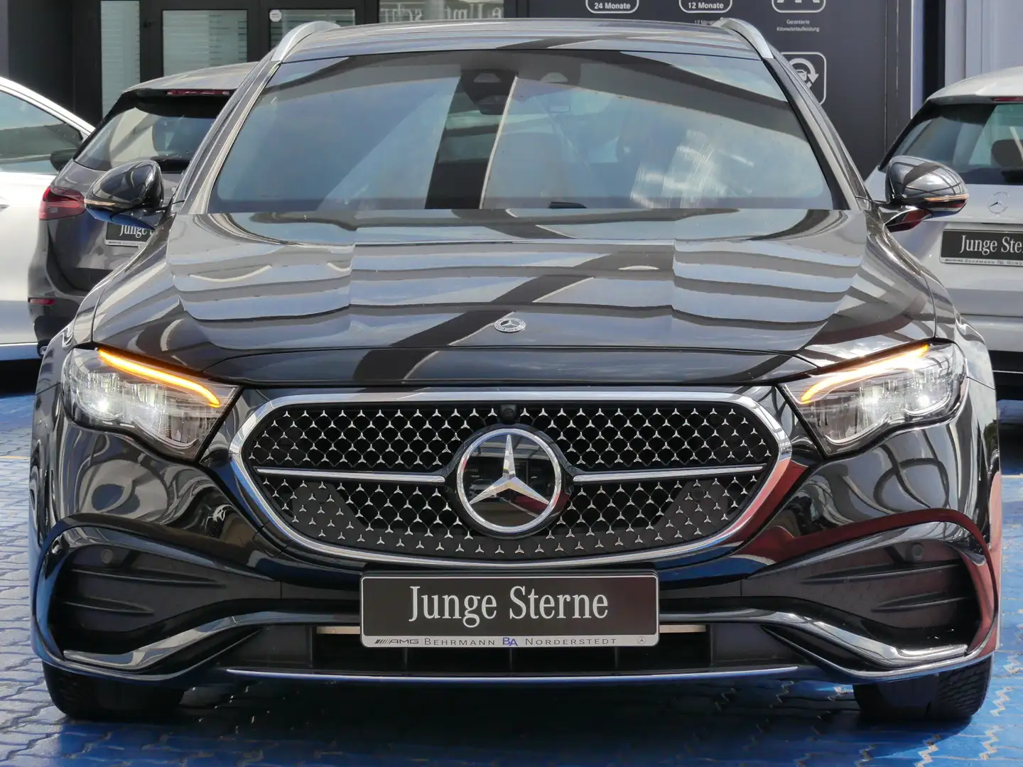 Mercedes-Benz E 220 E 220d AMG T-Modell +Distronic+R-Kamera+LED-Sche Zwart - 2
