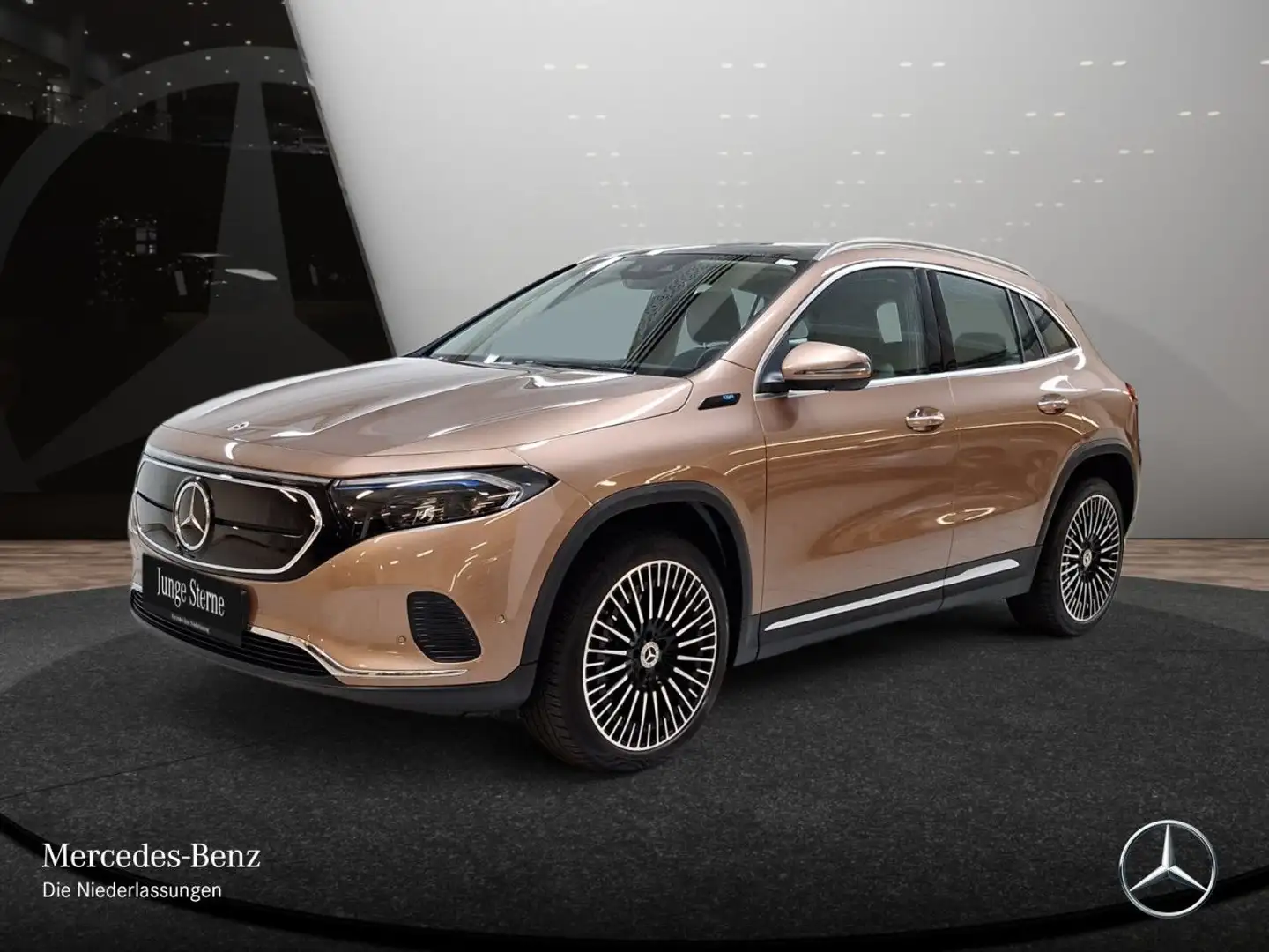 Mercedes-Benz EQA 250 ELECTRICART+20"+PLUS-PAKET+AHK+PANO+360 Bronce - 2