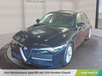 SUPER 2,0 200 AT RWD