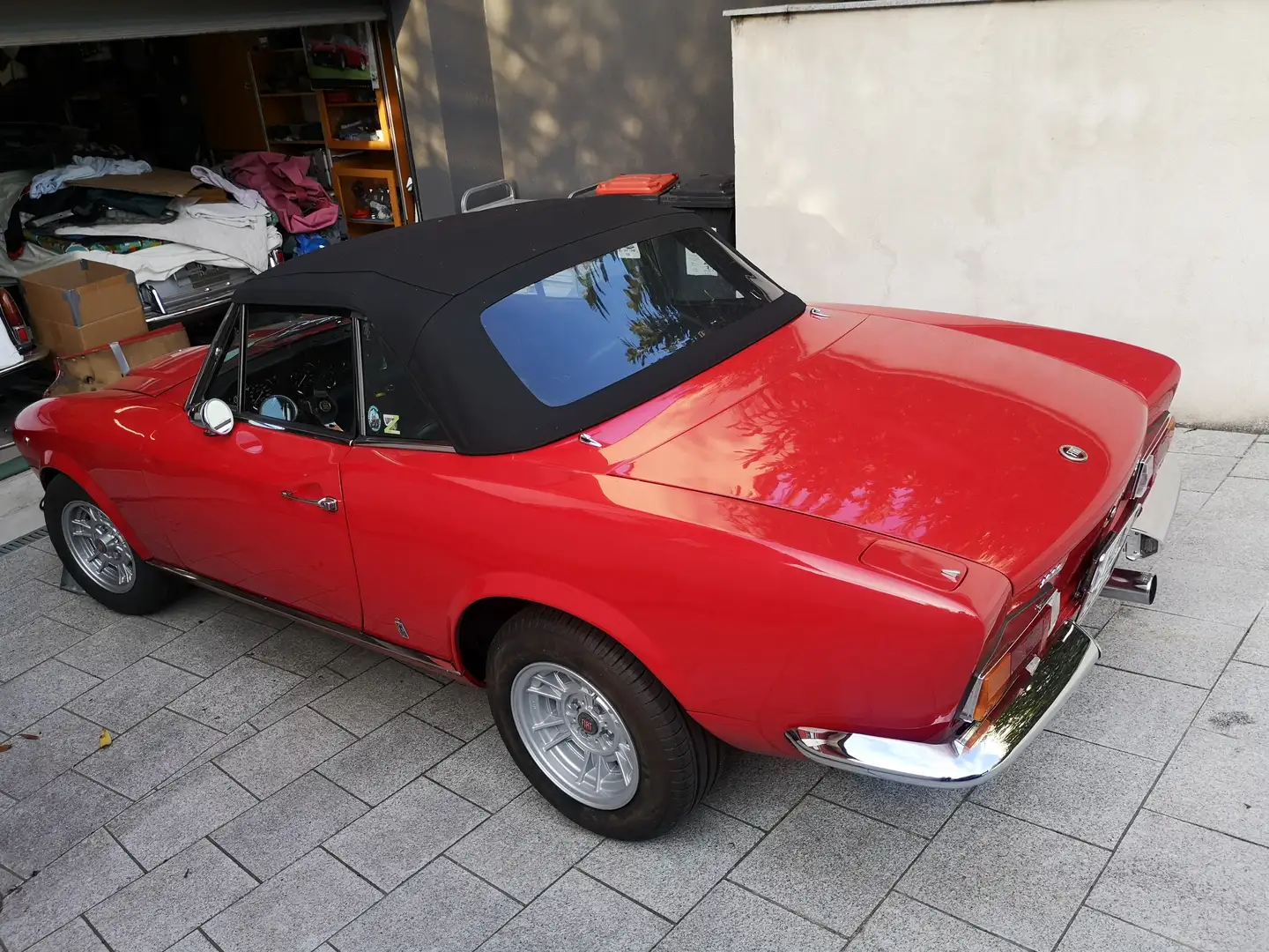 Fiat 124 Spider BS1 Oldtimer Rot - 1