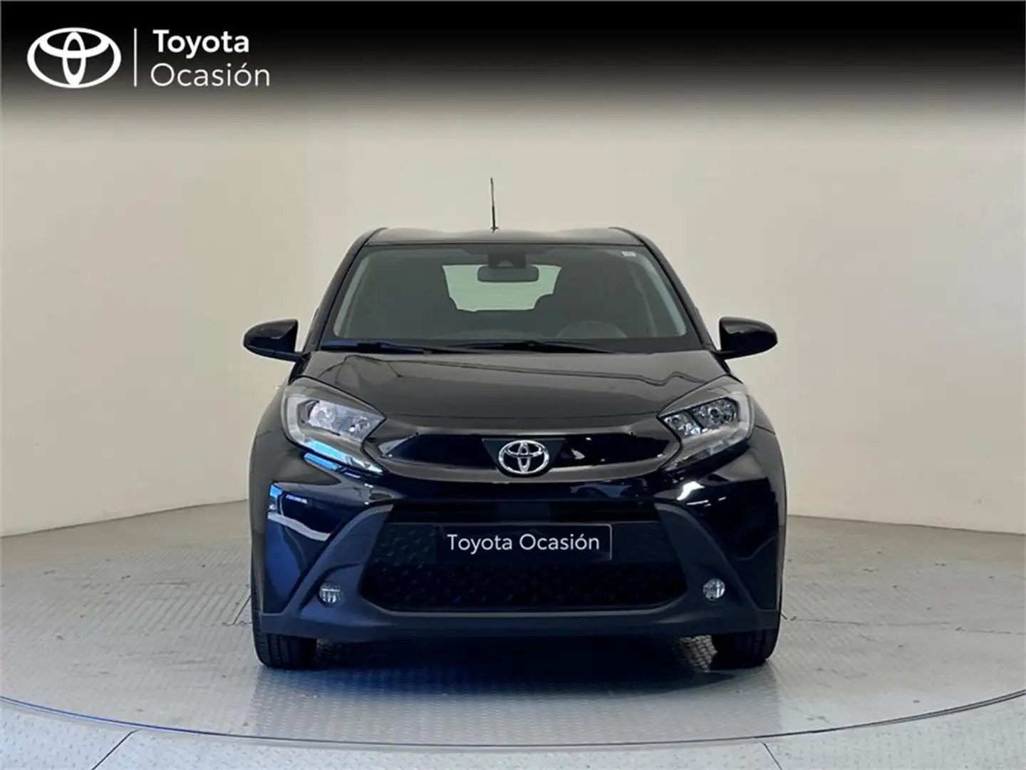 Toyota Aygo Play Negro - 2