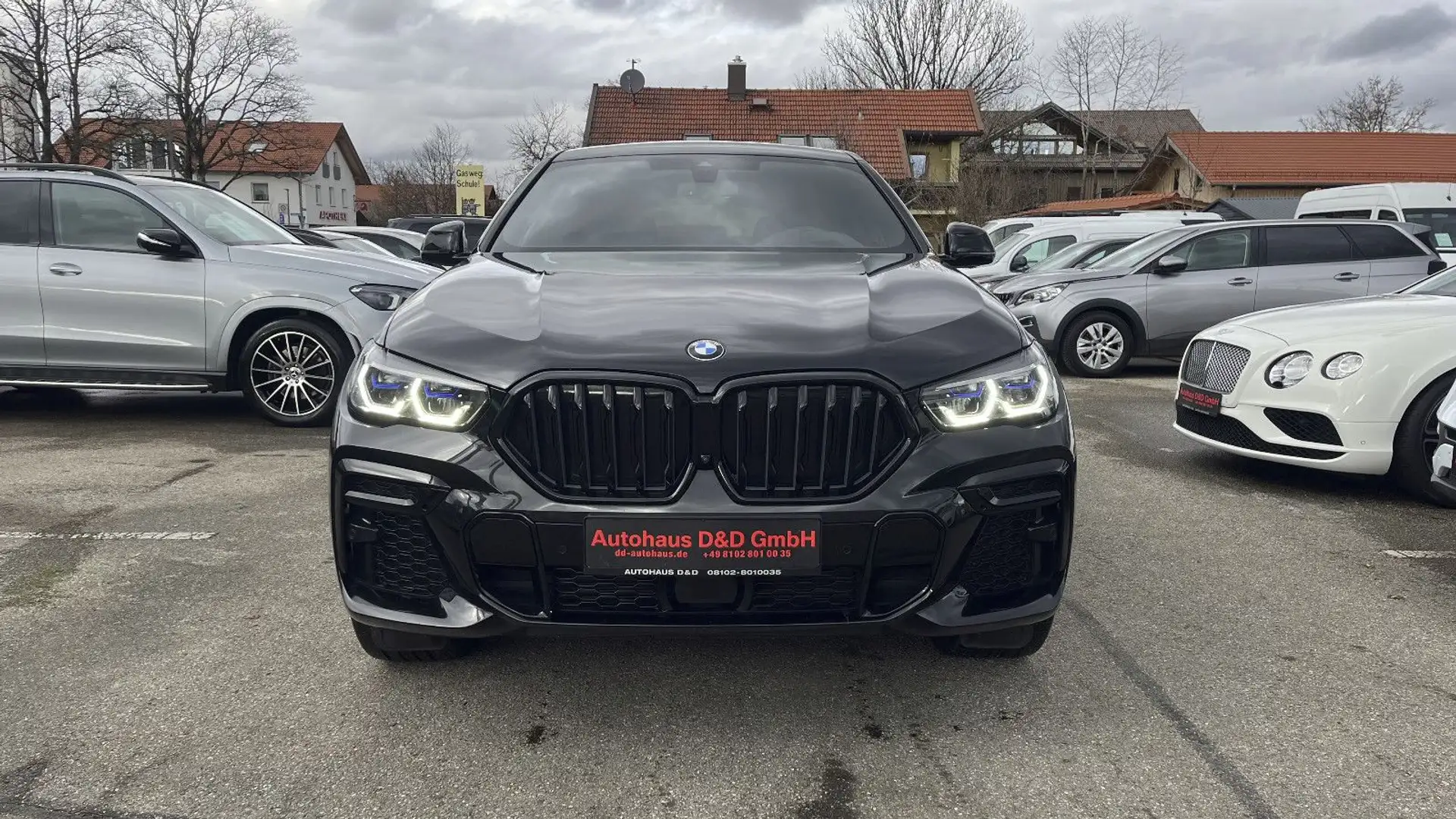 BMW X6 xDrive 40 d M Sport Noir - 2