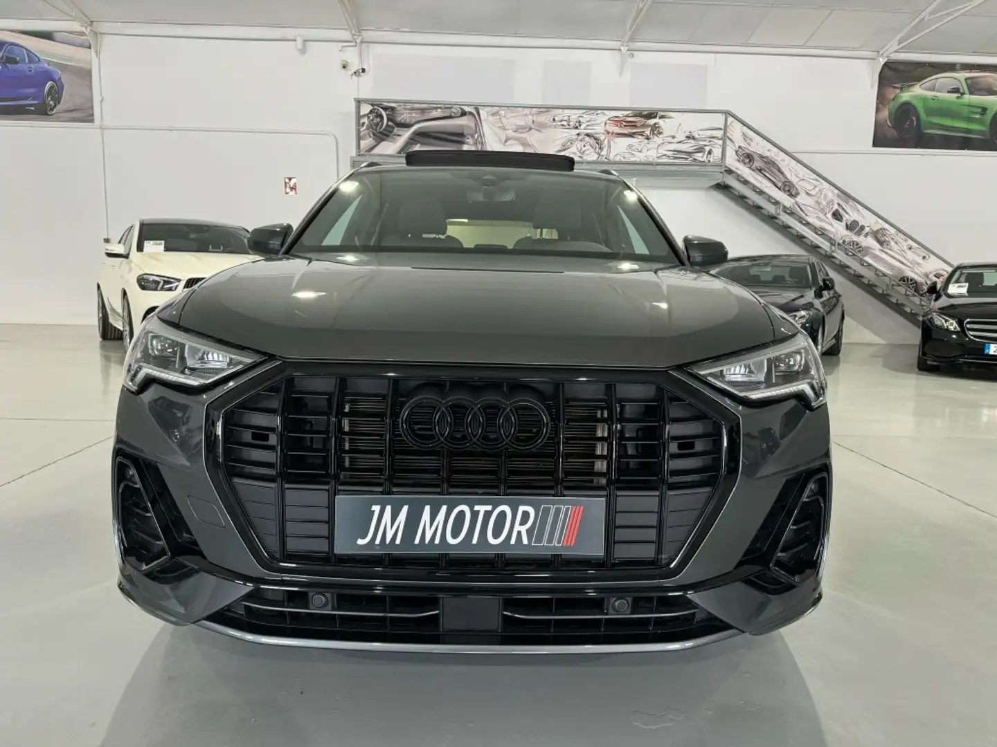 Audi Q3 45 TFSIe S line S-tronic Grau - 2