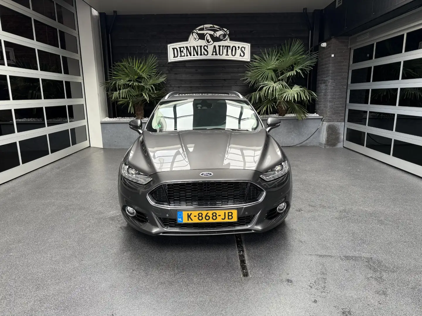 Ford Mondeo Wagon 2.0 Vignale ST uitvoering! Panoramadak! Gris - 2