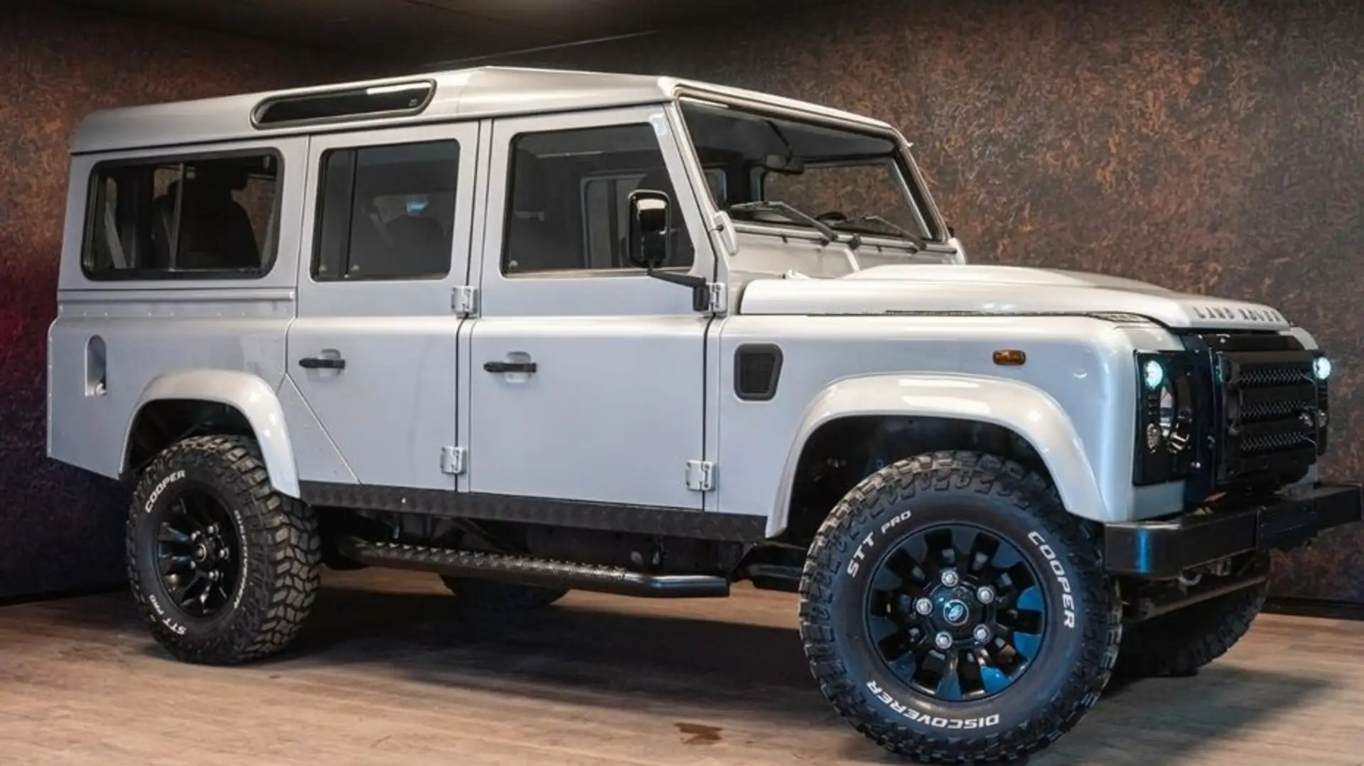 Land Rover Defender 110 SW E Blanco - 2