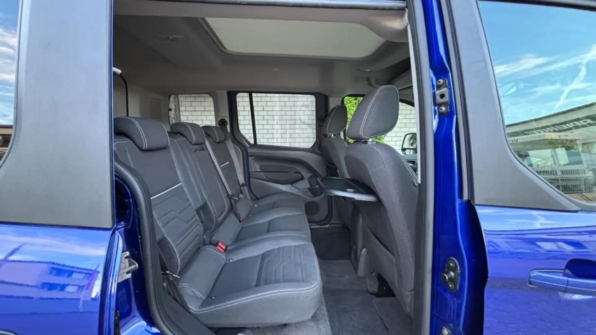 Ford Tourneo Connect Tourneo Connect Ambiente 1,0 EcoBoost Start/Stop Blau - 2