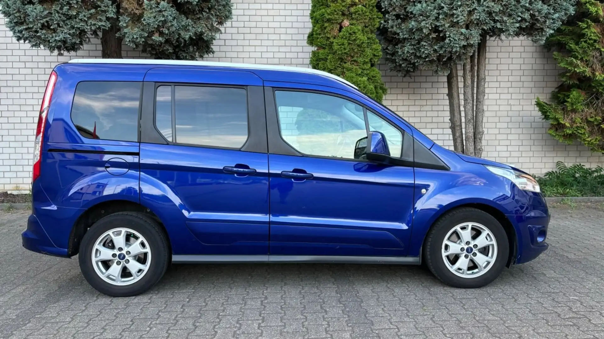 Ford Tourneo Connect Tourneo Connect Ambiente 1,0 EcoBoost Start/Stop Blau - 1