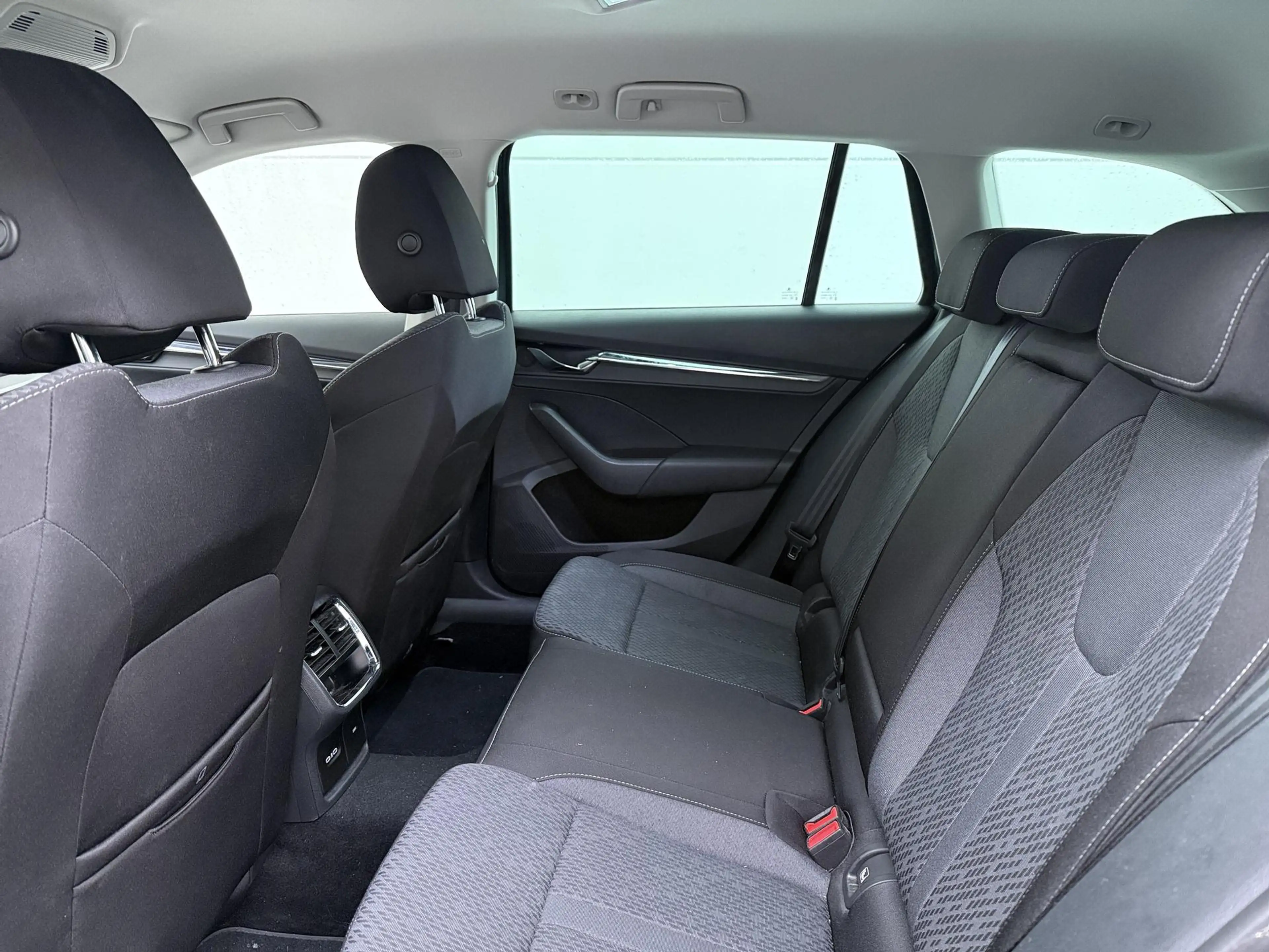 Skoda Octavia Combi 1.4 TSI iV PHEV Edition Plus | Trekhaak | Ca — photo 7