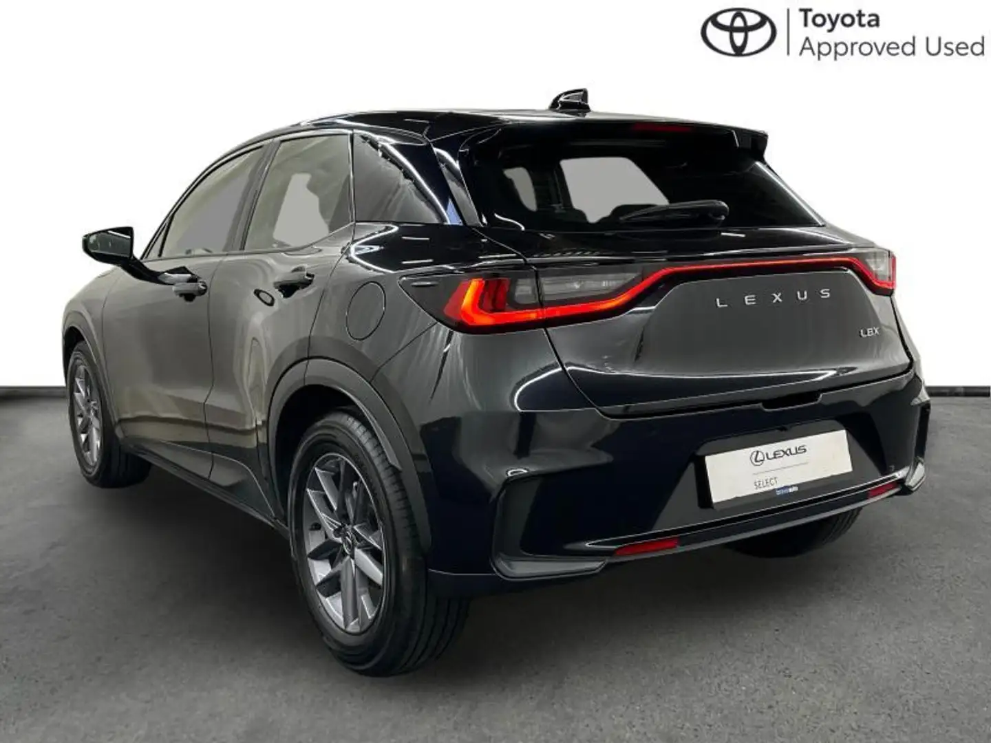 Lexus LBX Base Noir - 2