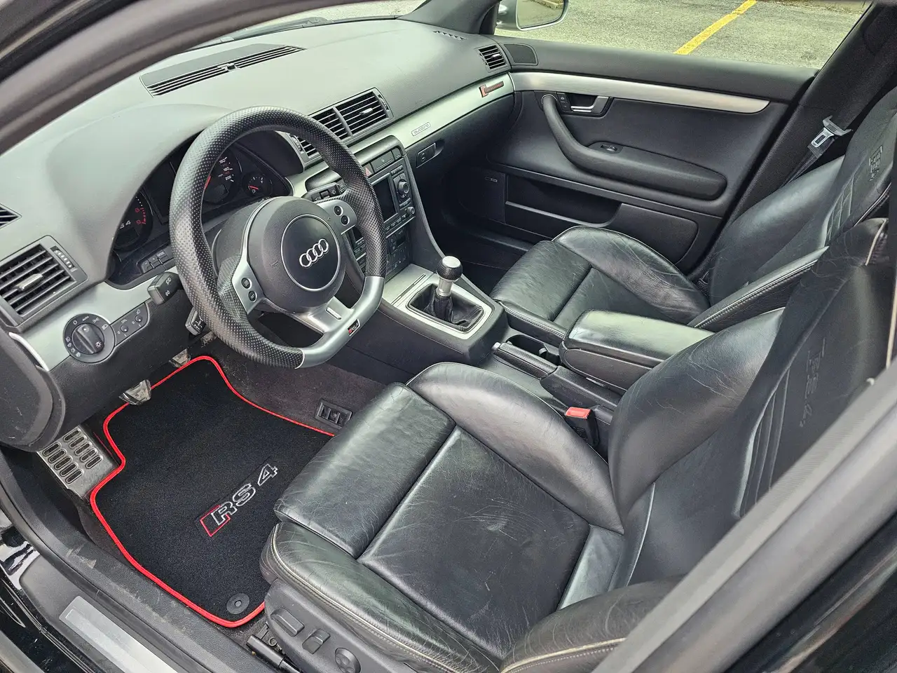 Audi RS4 снимка Audi RS4