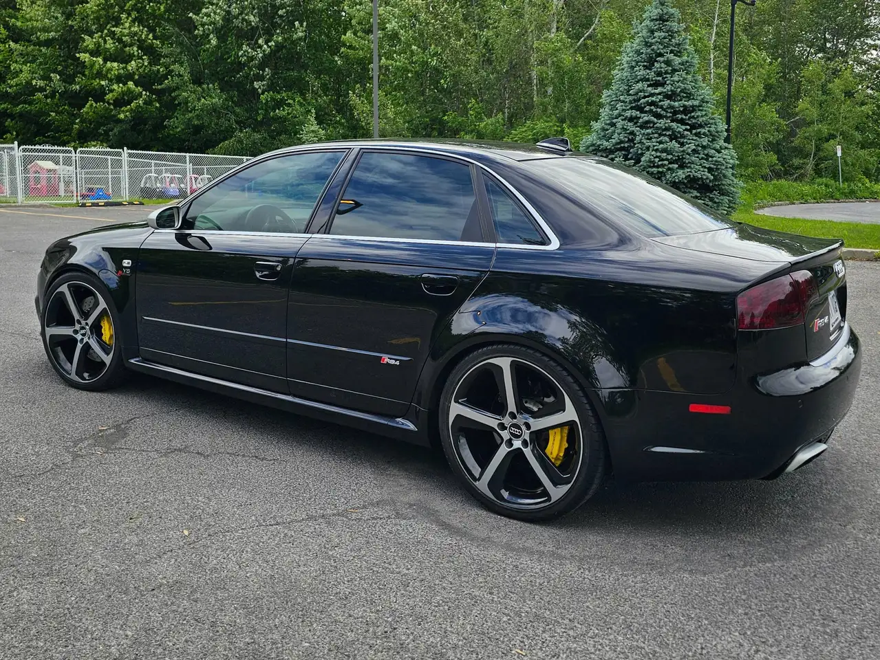 Audi RS4 снимка Audi RS4