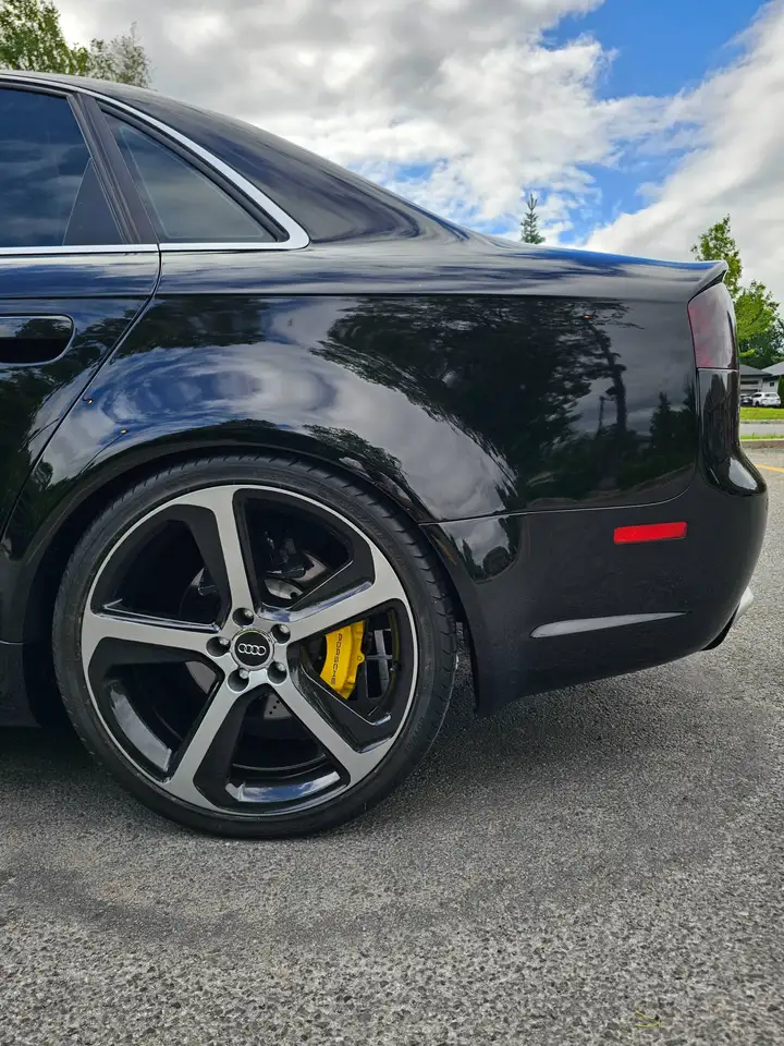 Audi RS4 снимка Audi RS4