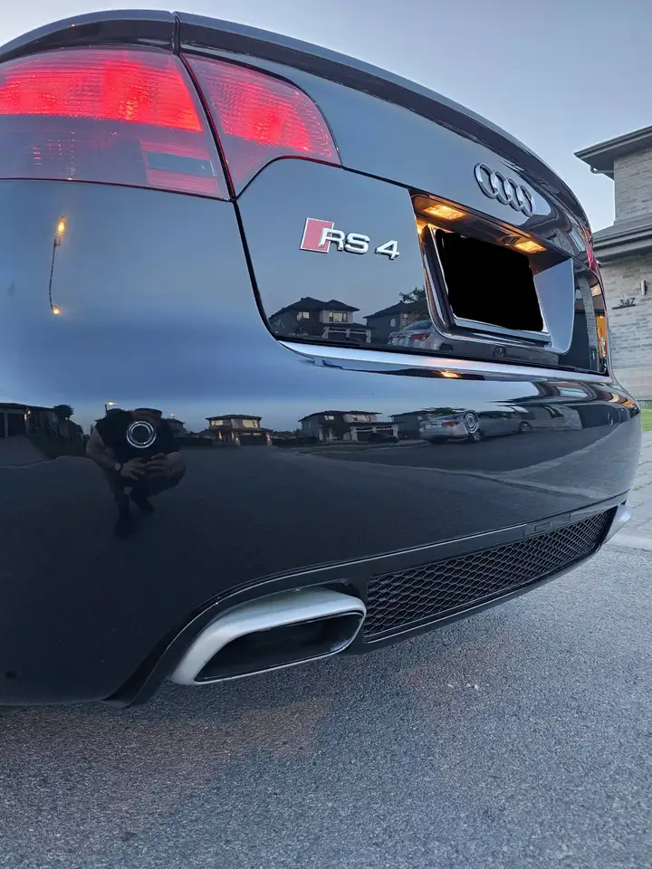 Audi RS4 снимка Audi RS4