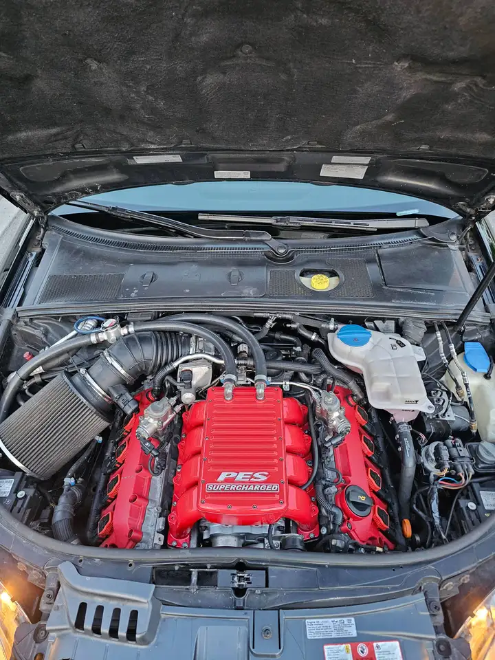 Audi RS4 снимка Audi RS4