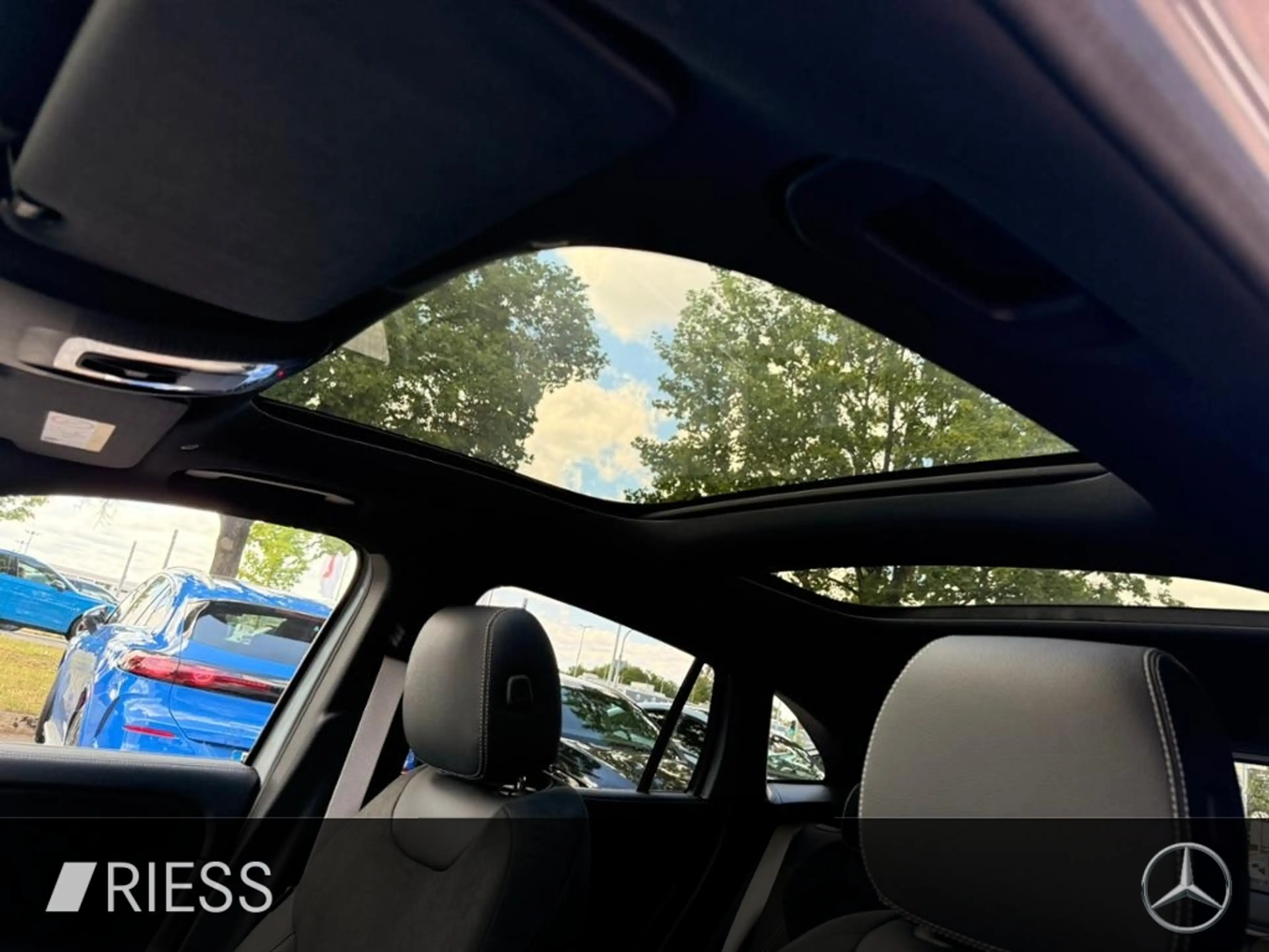 Mercedes-Benz GLA 250 e mit EQ Hybrid Technologie 360 ACC AHK — photo 5