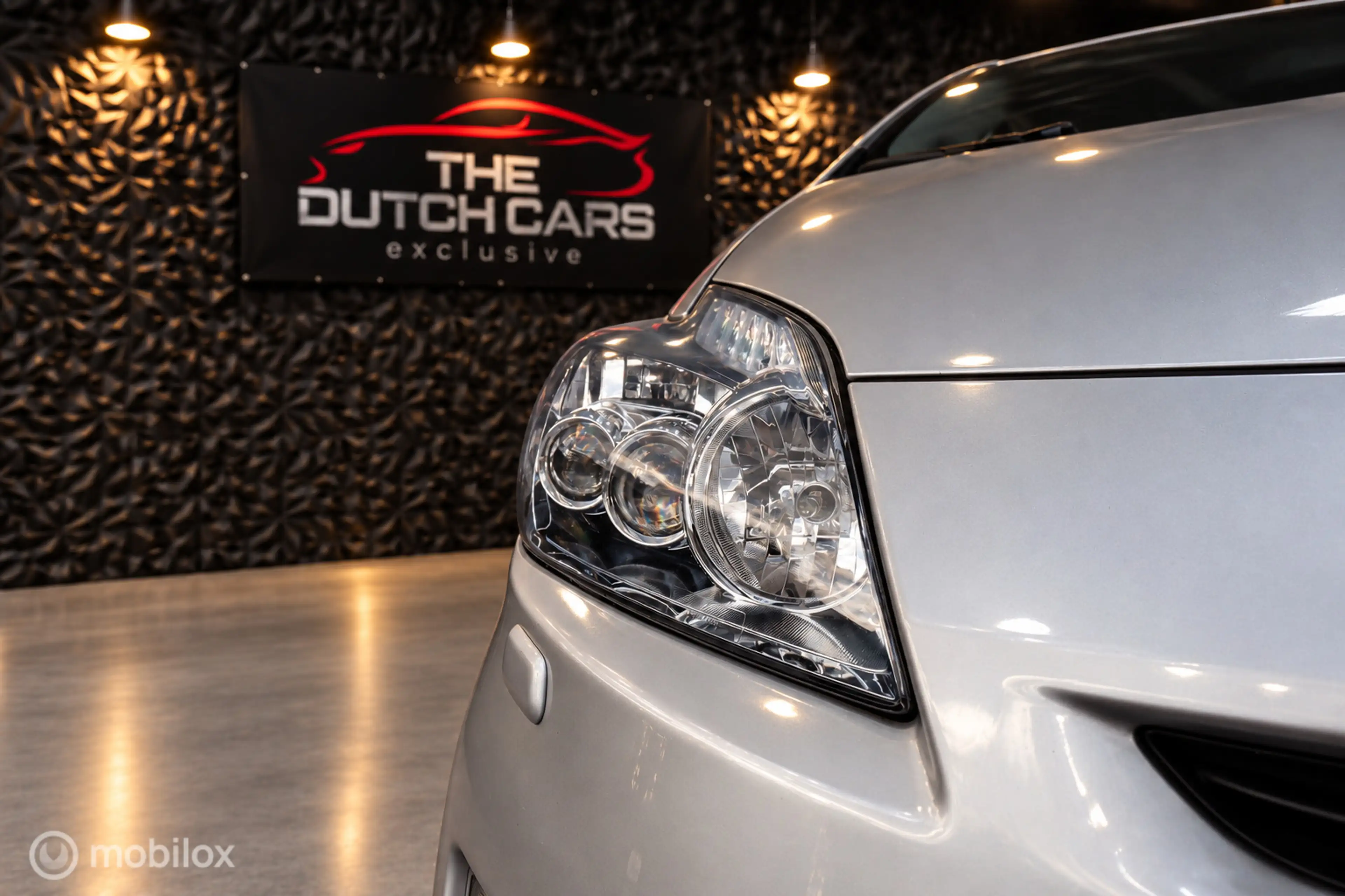 Toyota Prius 1.8 Dynamic | Keyless | Camera | HUD | Cruise | — photo 10