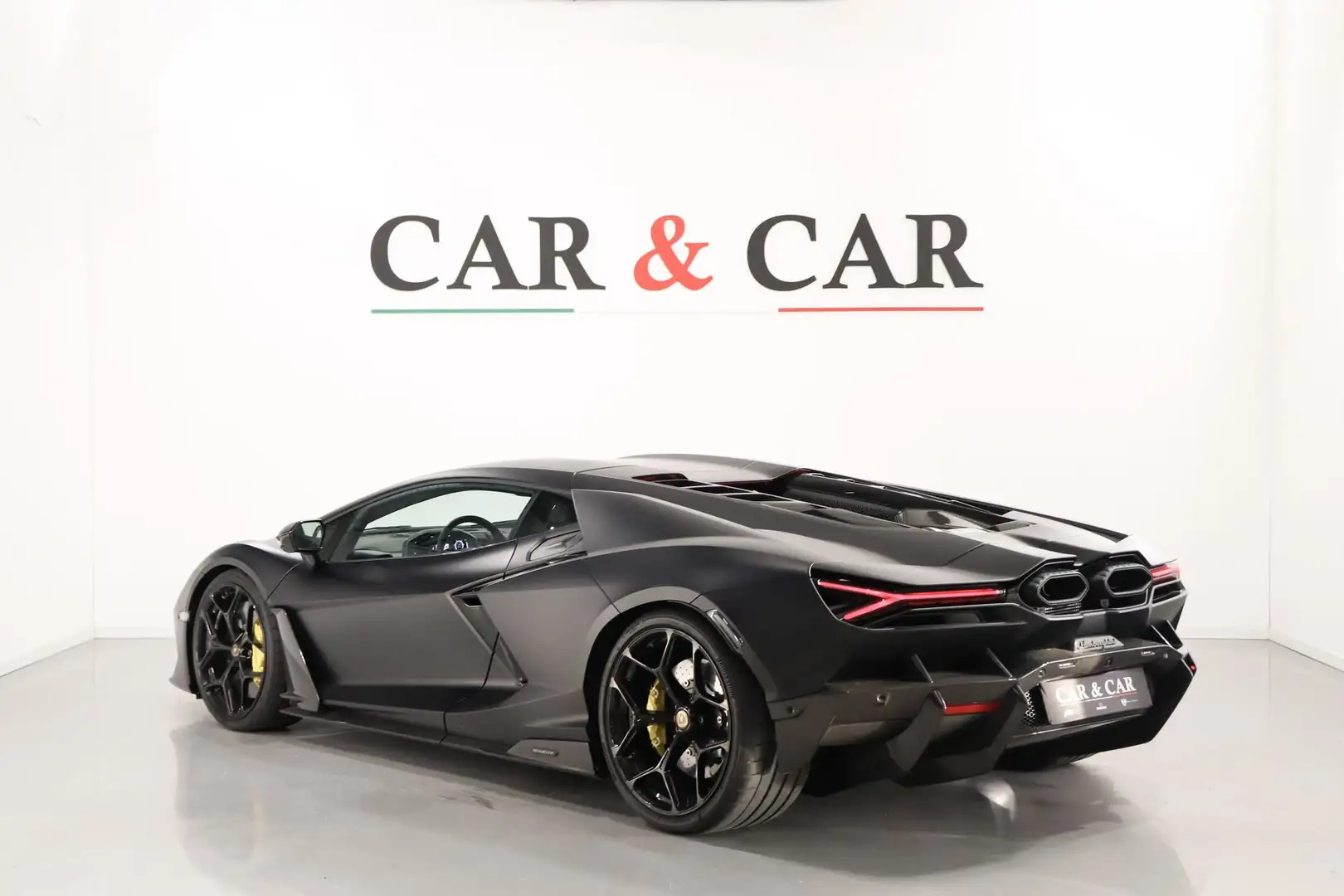 Lamborghini Revuelto 6.5 V12 Nero - 2