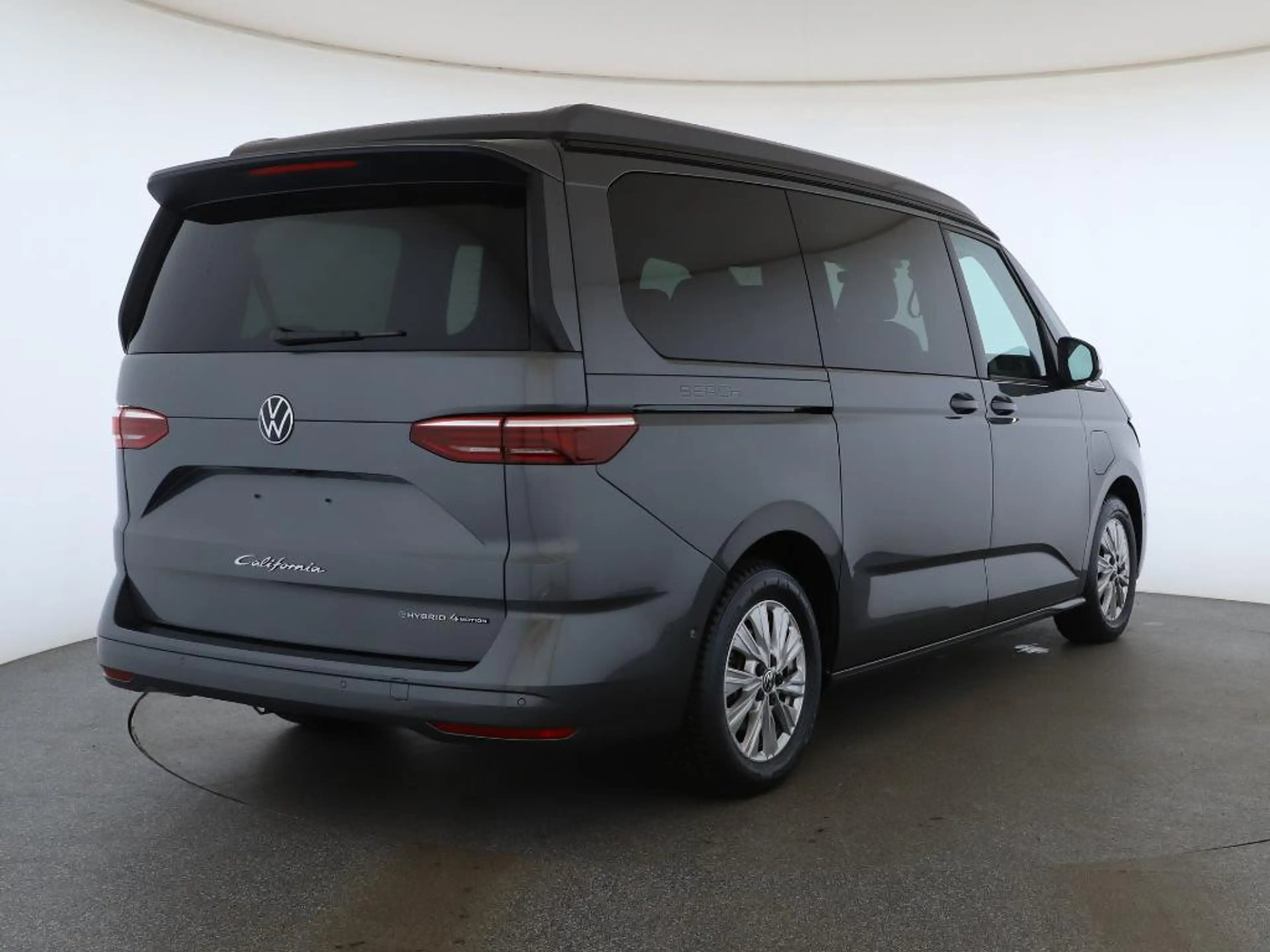 Volkswagen T7 California Beach 1.5 TSI eHybrid 4M *AHK*CAM* — photo 3