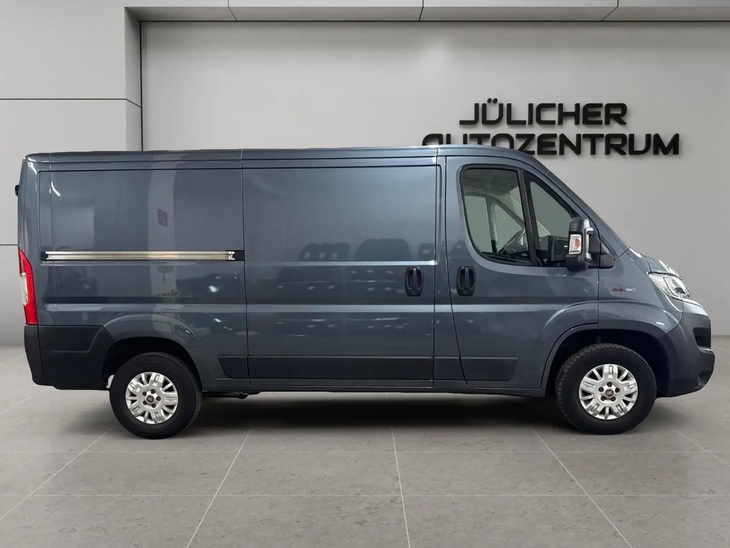 Fiat Ducato Kasten 30 150 L2H1 RS: 3450 mm Automatik Grau - 2