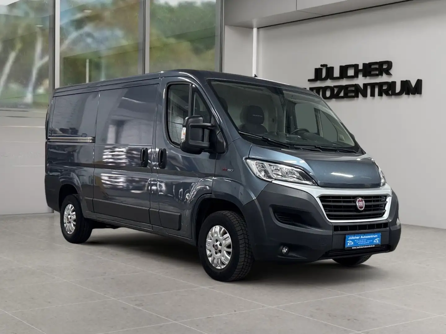 Fiat Ducato Kasten 30 150 L2H1 RS: 3450 mm Automatik Grau - 1