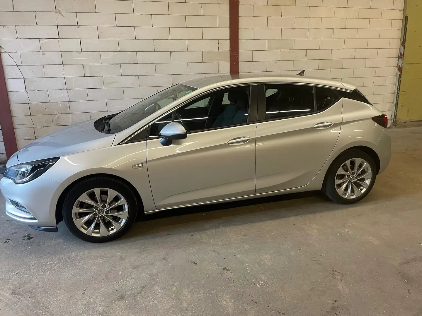 Opel Astra Astra 1.0 Edition Zilver - 1