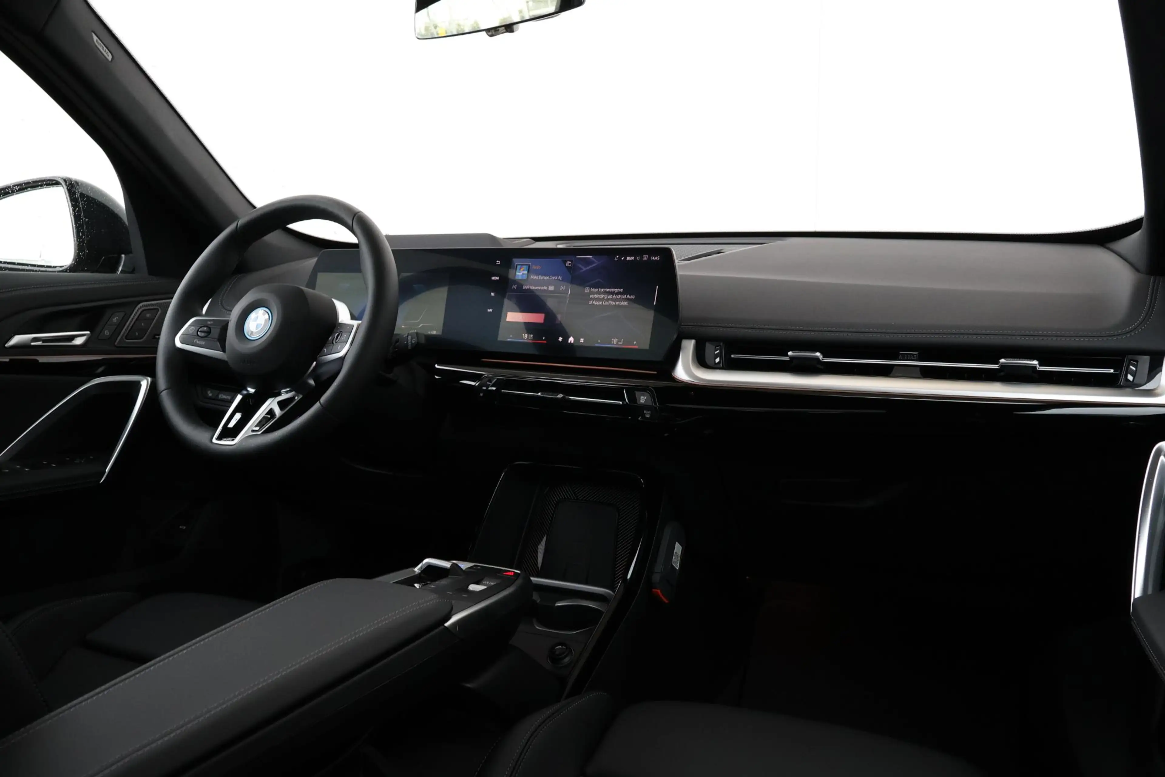 BMW iX1 eDrive20 67 kWh M Sport Edition | Sport Pakket Pro — photo 10