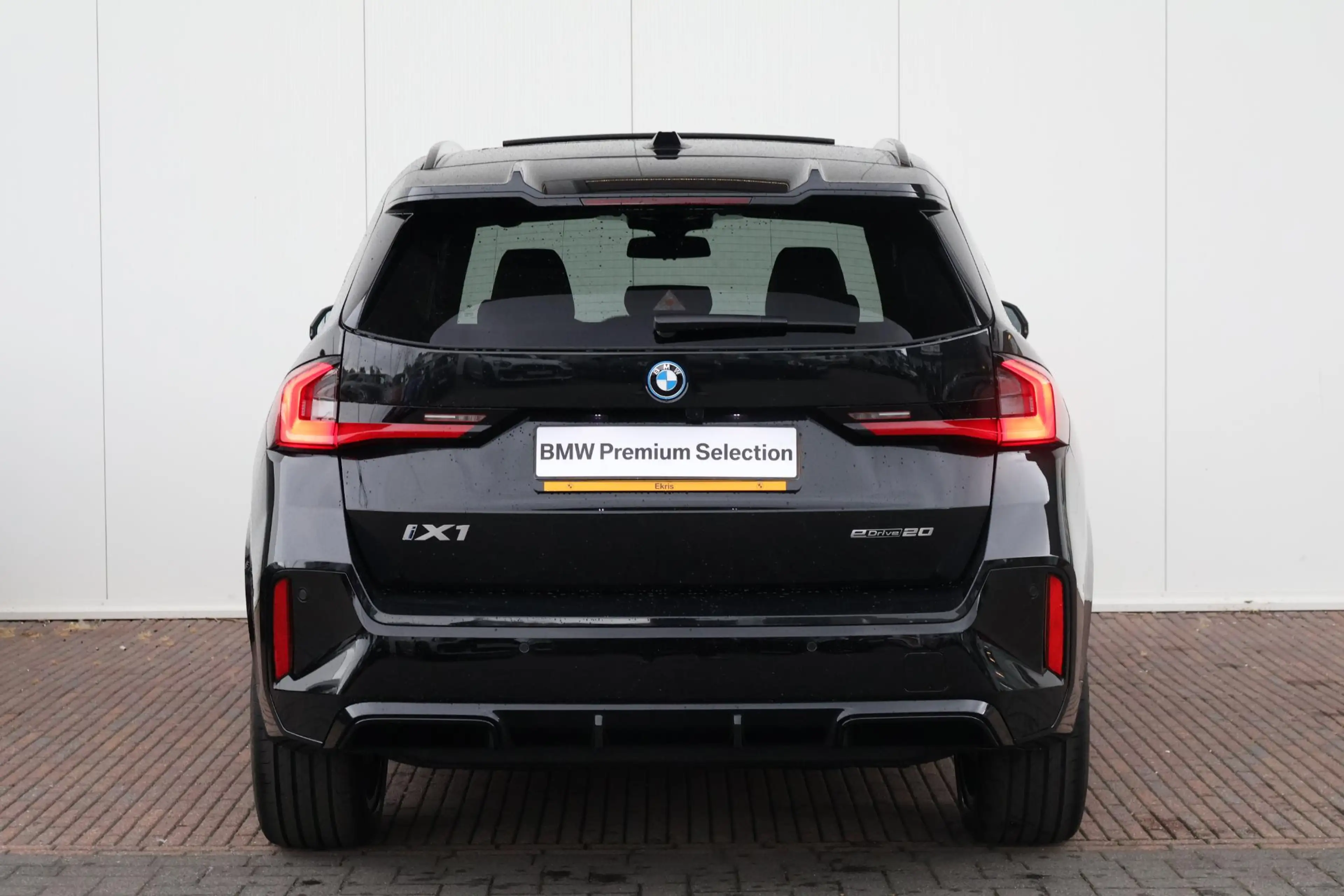 BMW iX1 eDrive20 67 kWh M Sport Edition | Sport Pakket Pro — photo 8