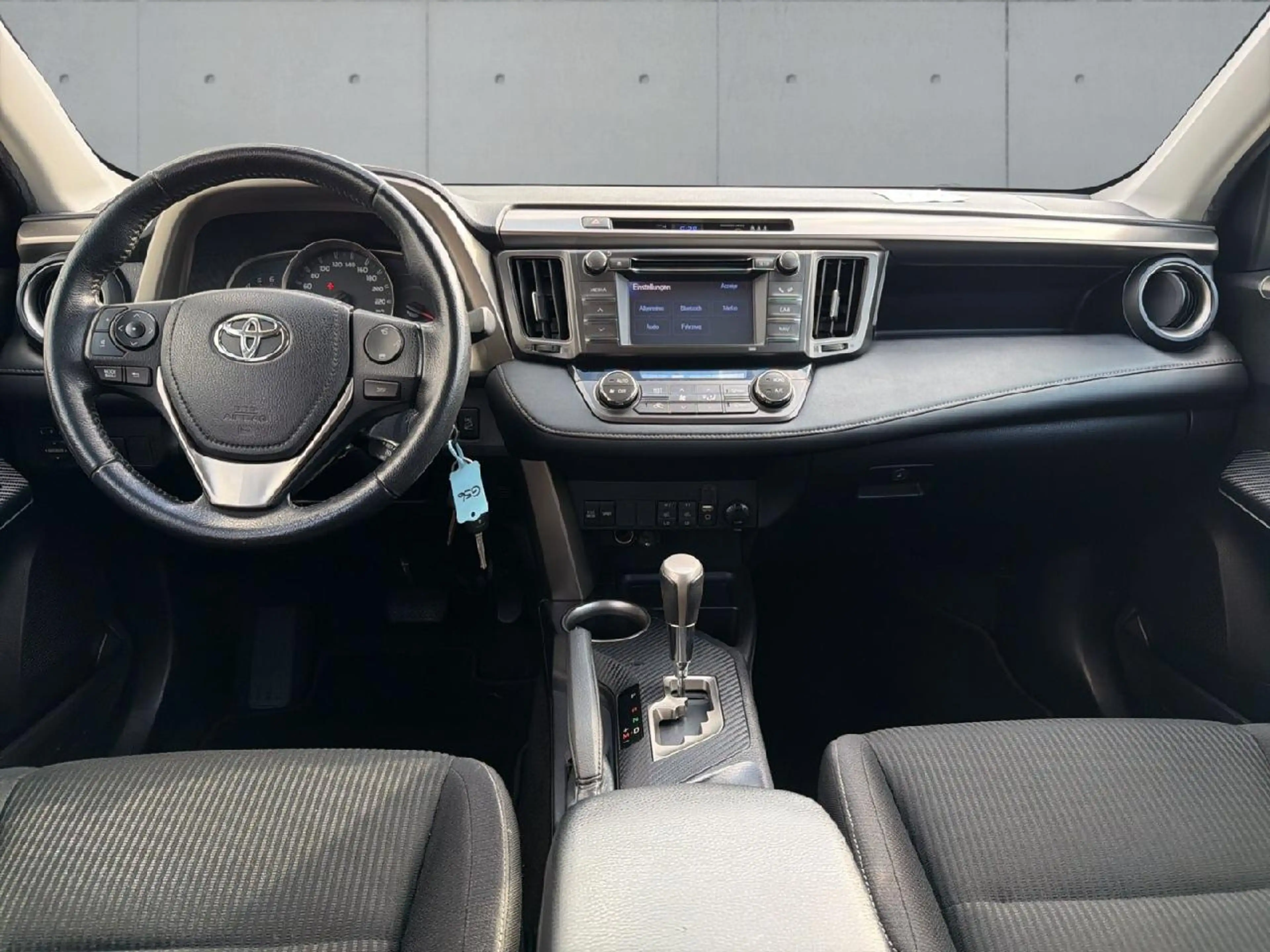 Toyota RAV 4 Start Edition — photo 12