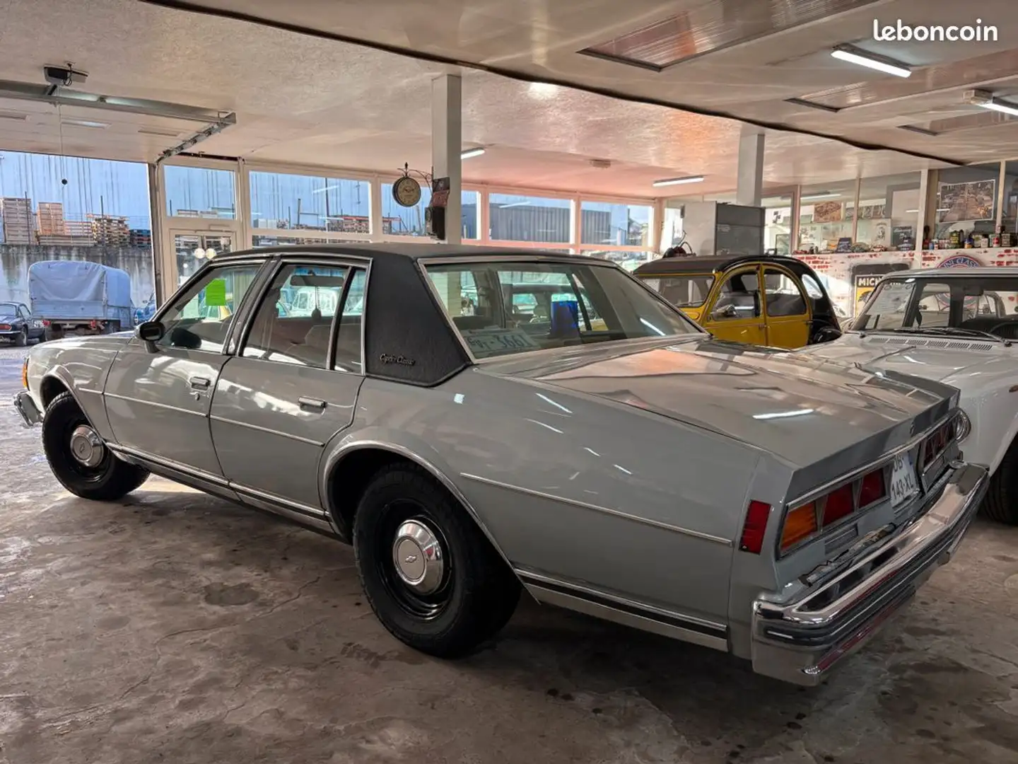 Chevrolet Caprice classic v8 350 Grijs - 2