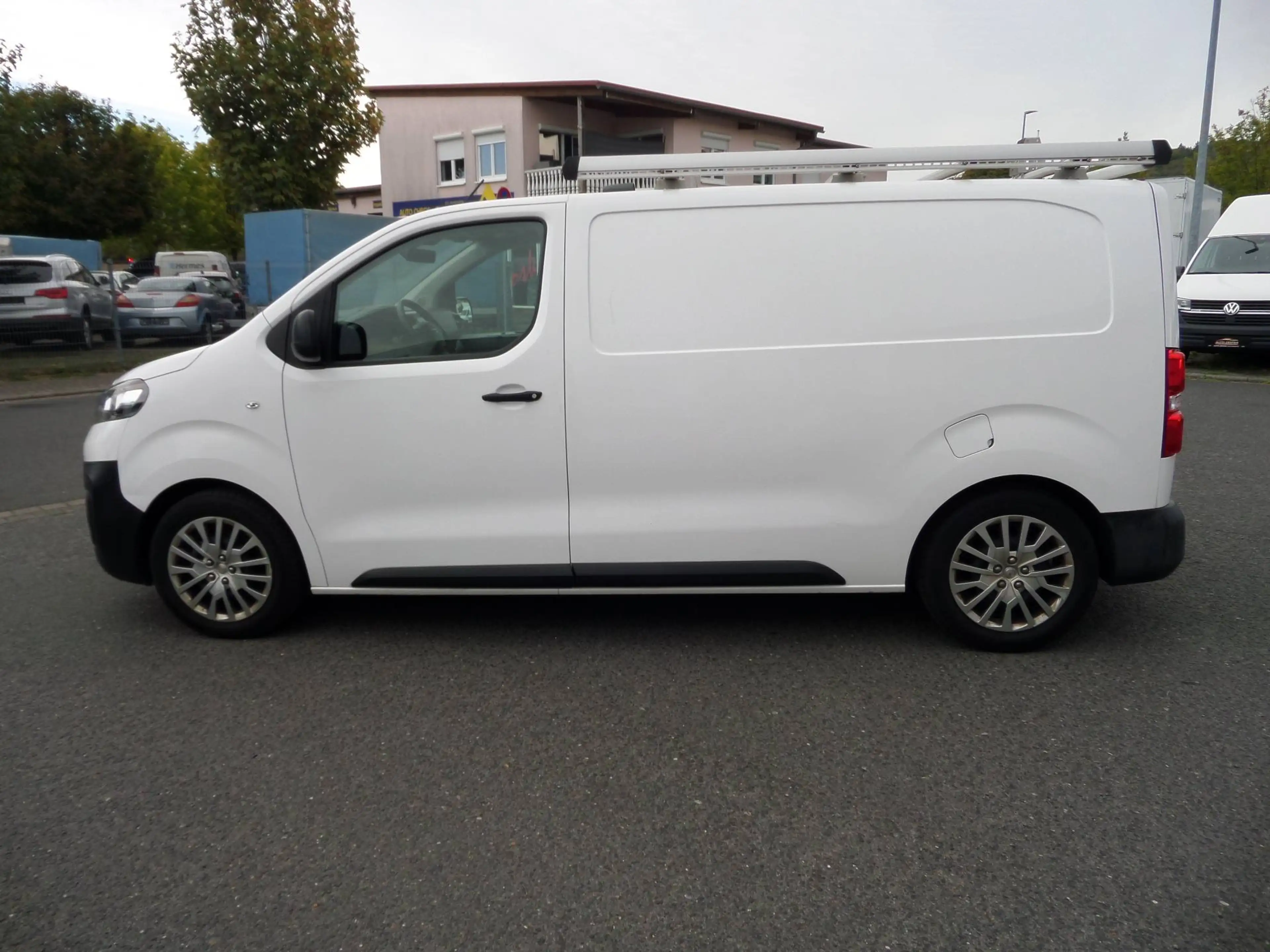 Opel Vivaro Edition L2+Sortimo+Schraubstock+Navi+SHZ+Tempo+PDC+Klima+1.Hand — photo 5