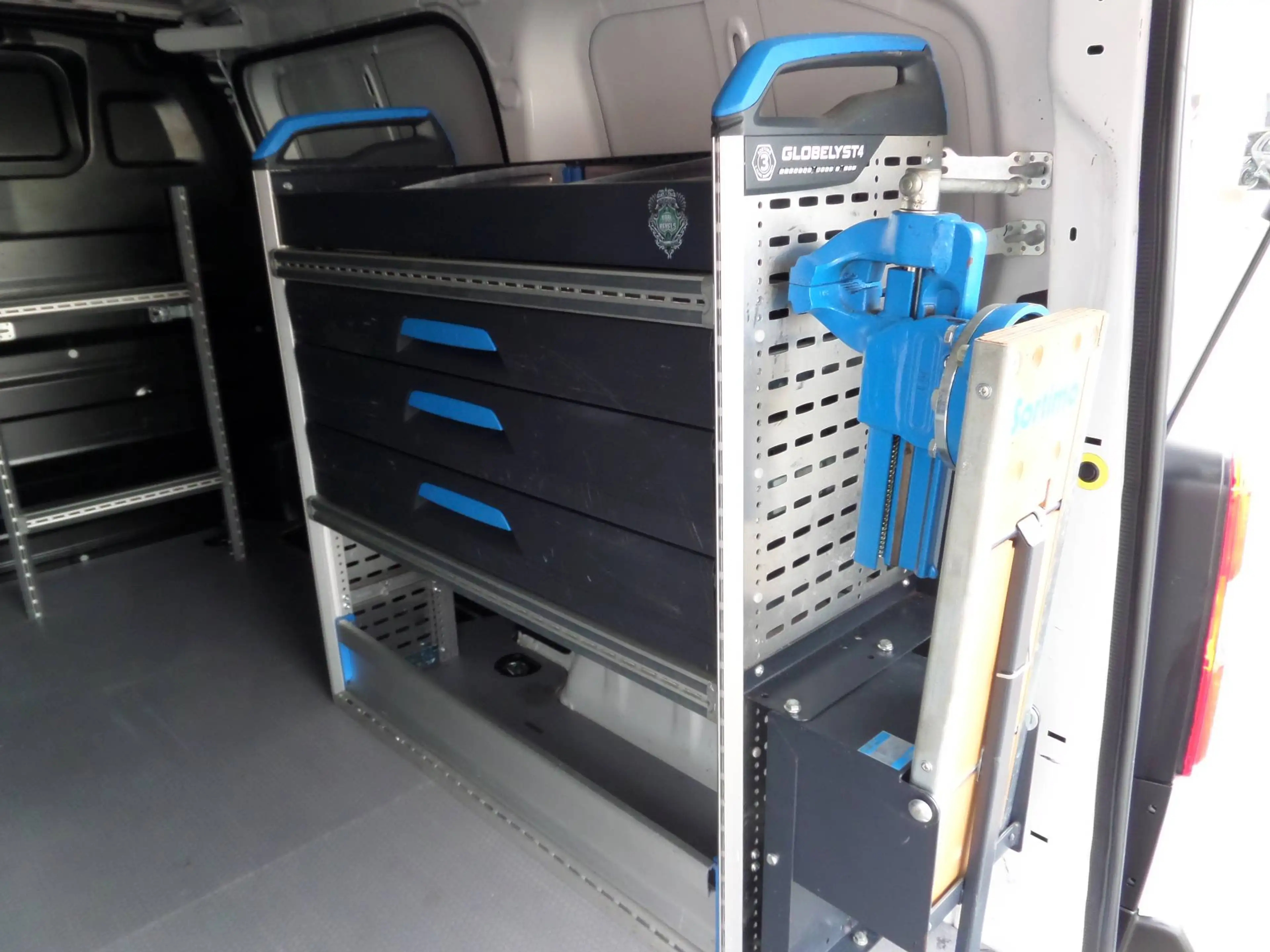 Opel Vivaro Edition L2+Sortimo+Schraubstock+Navi+SHZ+Tempo+PDC+Klima+1.Hand — photo 10