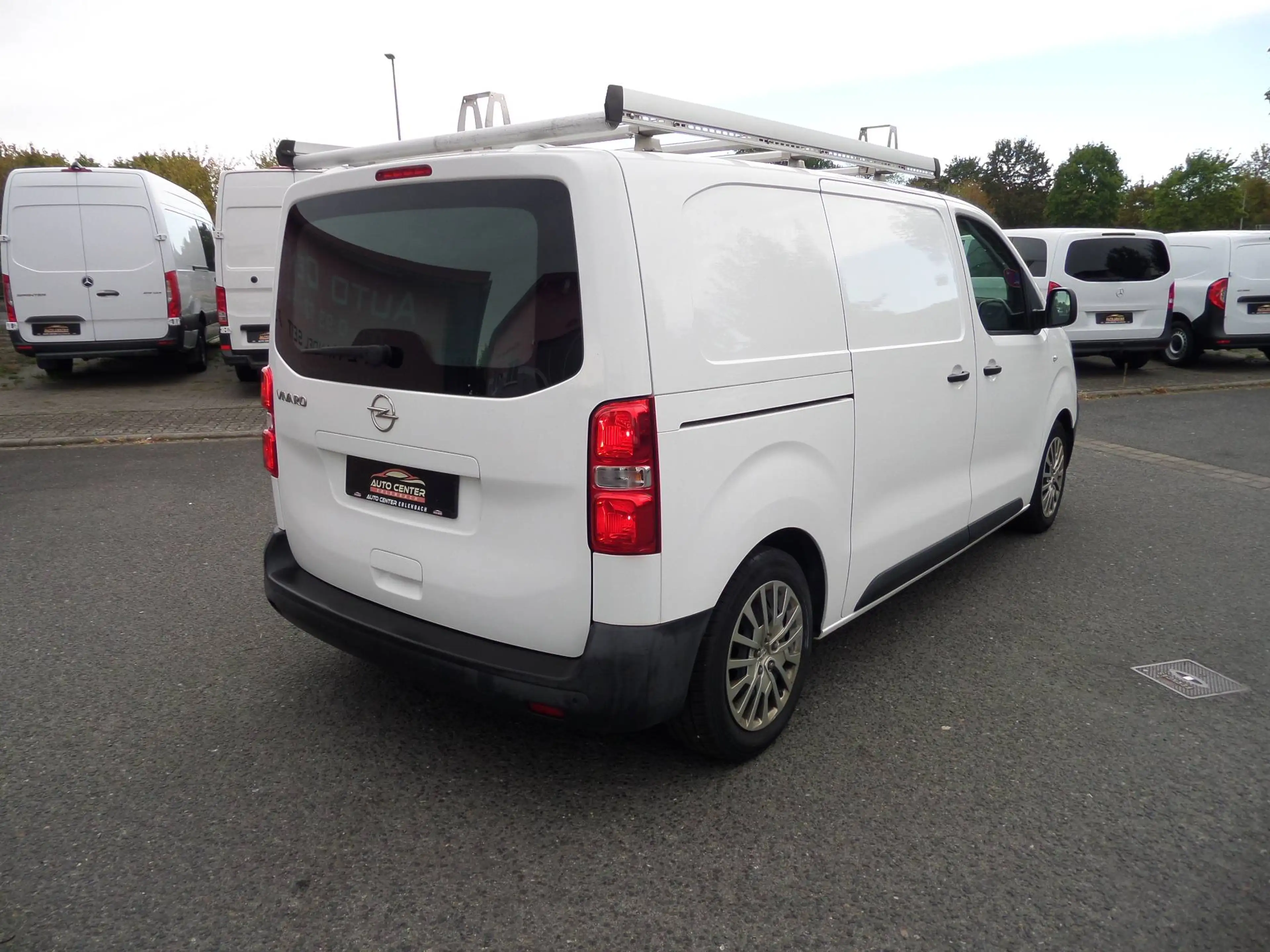 Opel Vivaro Edition L2+Sortimo+Schraubstock+Navi+SHZ+Tempo+PDC+Klima+1.Hand — photo 2