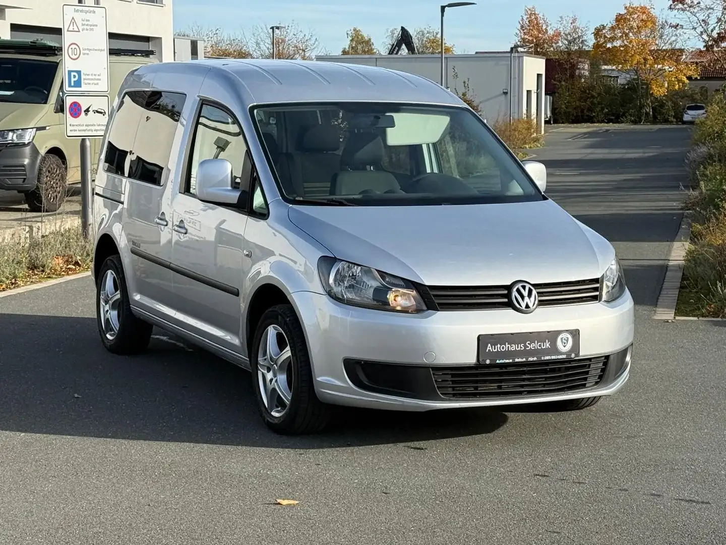 Volkswagen Caddy Roncalli Trendline *Klima*AHK*PDC* Silber - 2