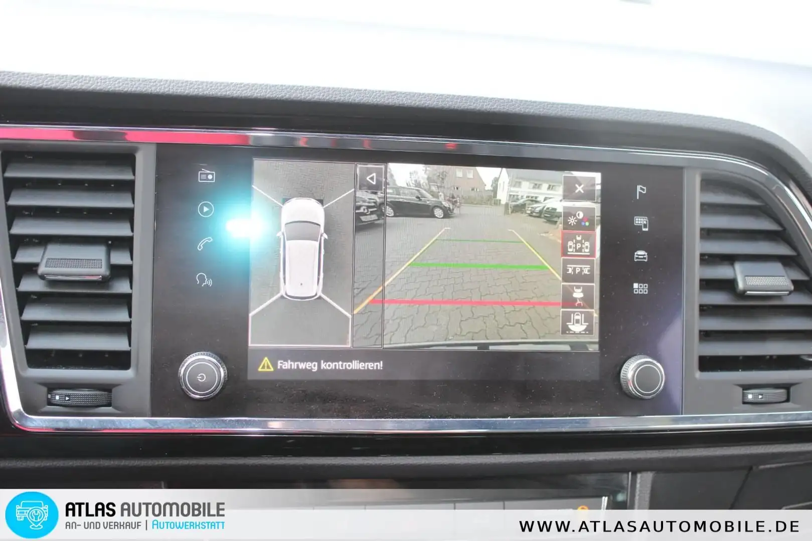 SEAT Ateca FR 4Drive 2,0 TSI DSG Virtual Cockpit=Dist Grau - 2