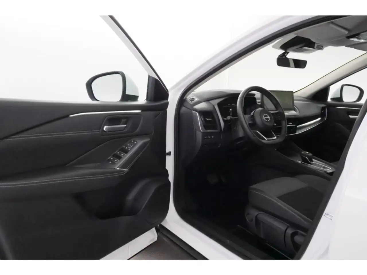 Nissan Qashqai 1.3DIG-T Aut.N-Connecta+LED+NAVI+KAMERA, миниатюра 16
