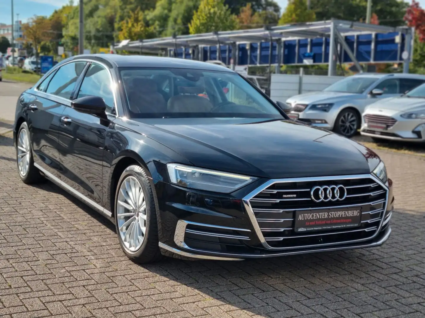 Audi A8 Lang 50 TFSI tiptronic Quattro/Kamera/Panoram Schwarz - 2