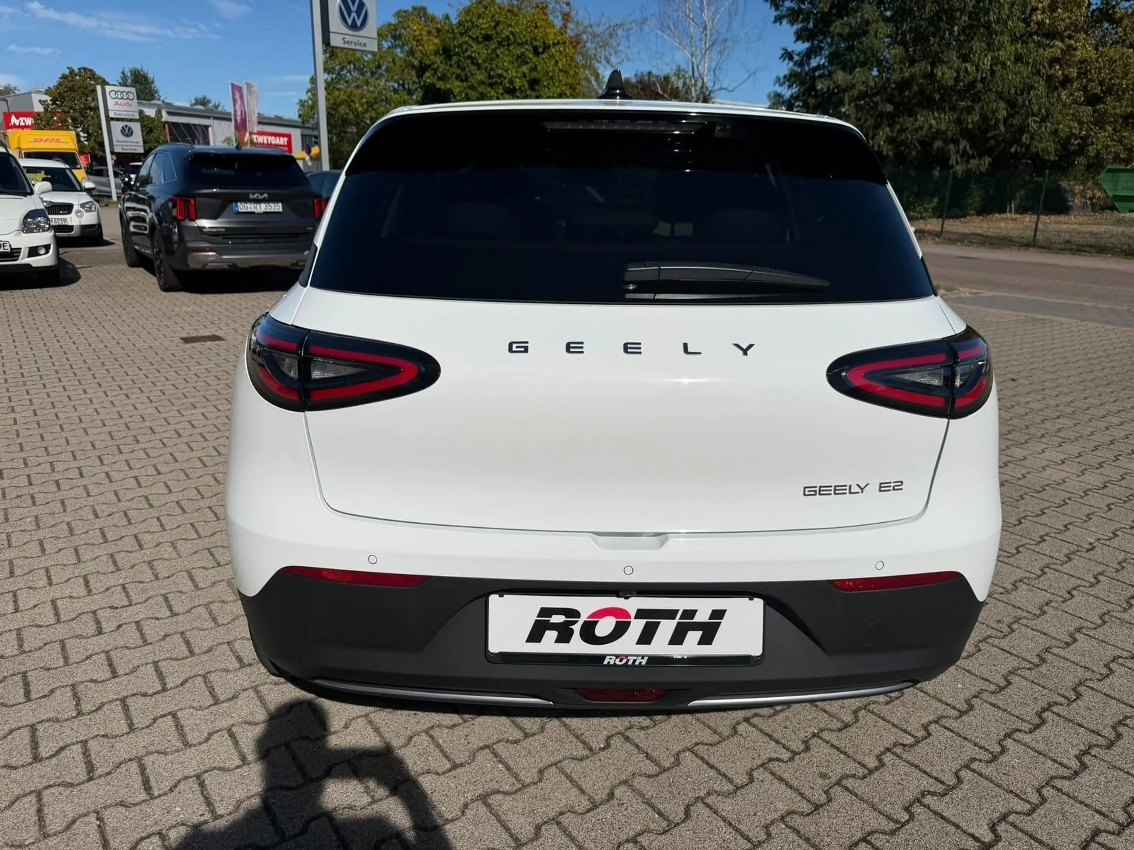 Geely Others 35,35 kwh Pro *LED*Kamera*ACC*Navi*PDC* — photo 6