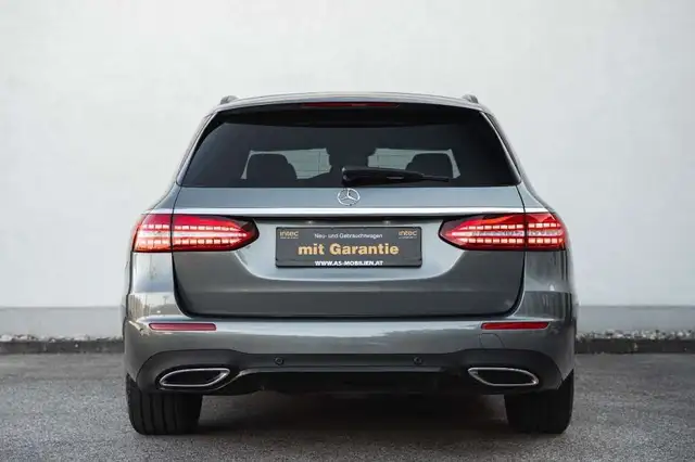 Mercedes-Benz E 400 d T AMG Pano. AHK Ansicht 10