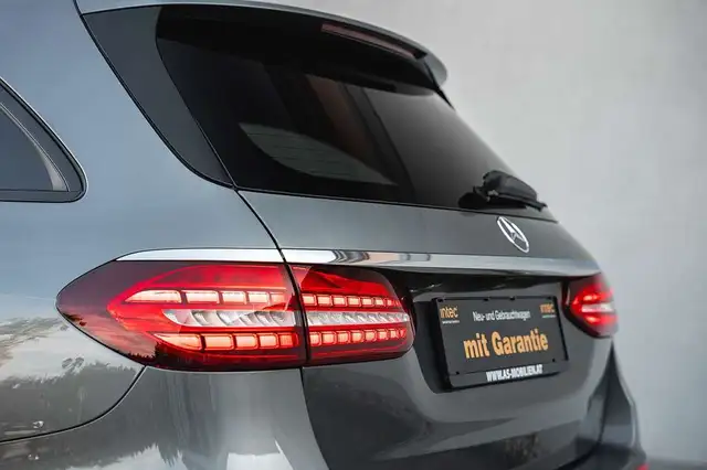 Mercedes-Benz E 400 d T AMG Pano. AHK Ansicht 13