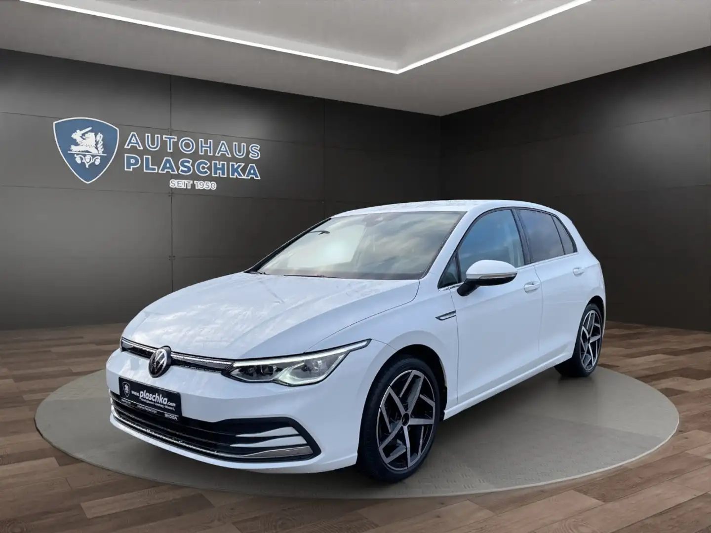 Volkswagen Golf VIII 1.5 eTSI DSG Style ACC*KAMERA*NAVI Klima Weiß - 1