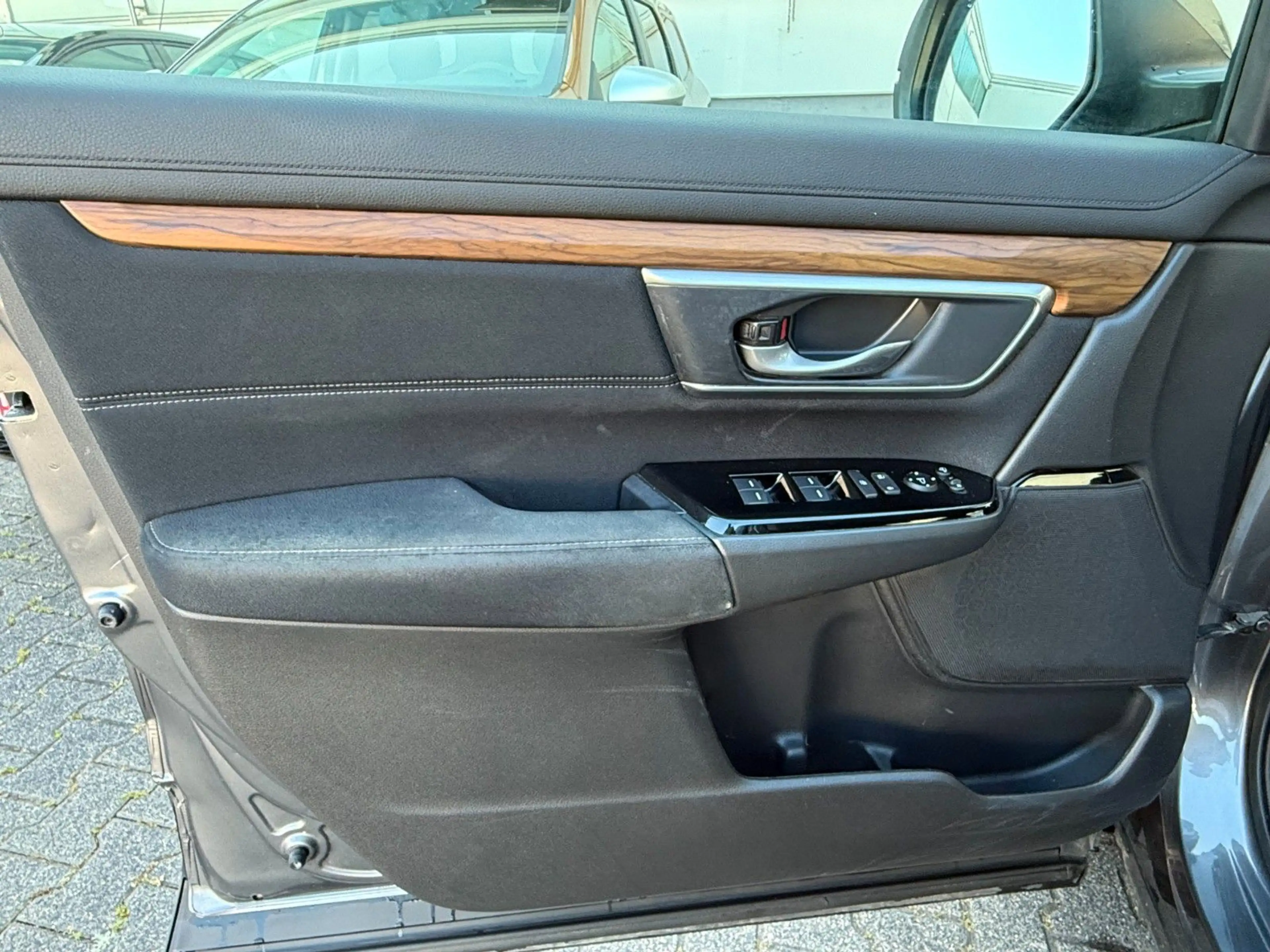 Honda CR-V 1.5 T 2WD Elegance KAMERA/KLIMA/SHZ/PDC/AHK — photo 9