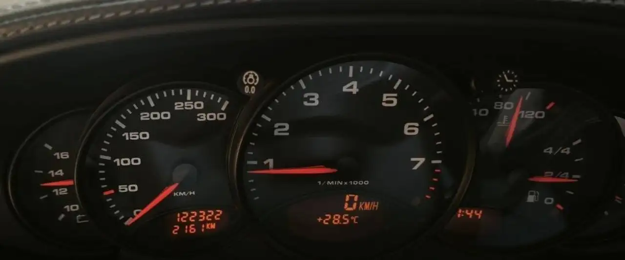 Porsche 911 IV Carrera 996 Coupe Coupe 3.4 Carrera, foto 6