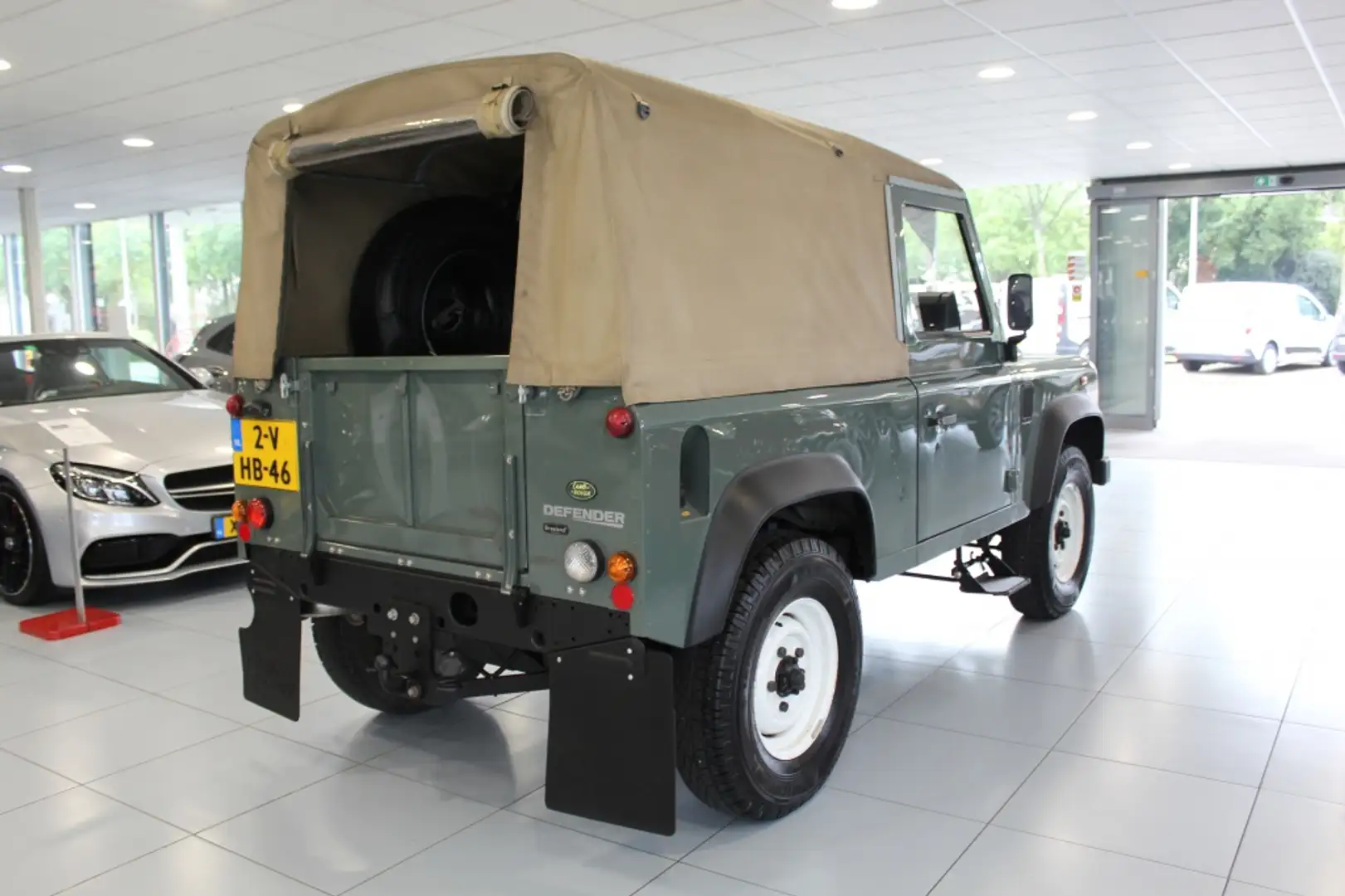 Land Rover Defender 2.4 TD Soft Top 90 / Unieke uitvoering Gri - 2