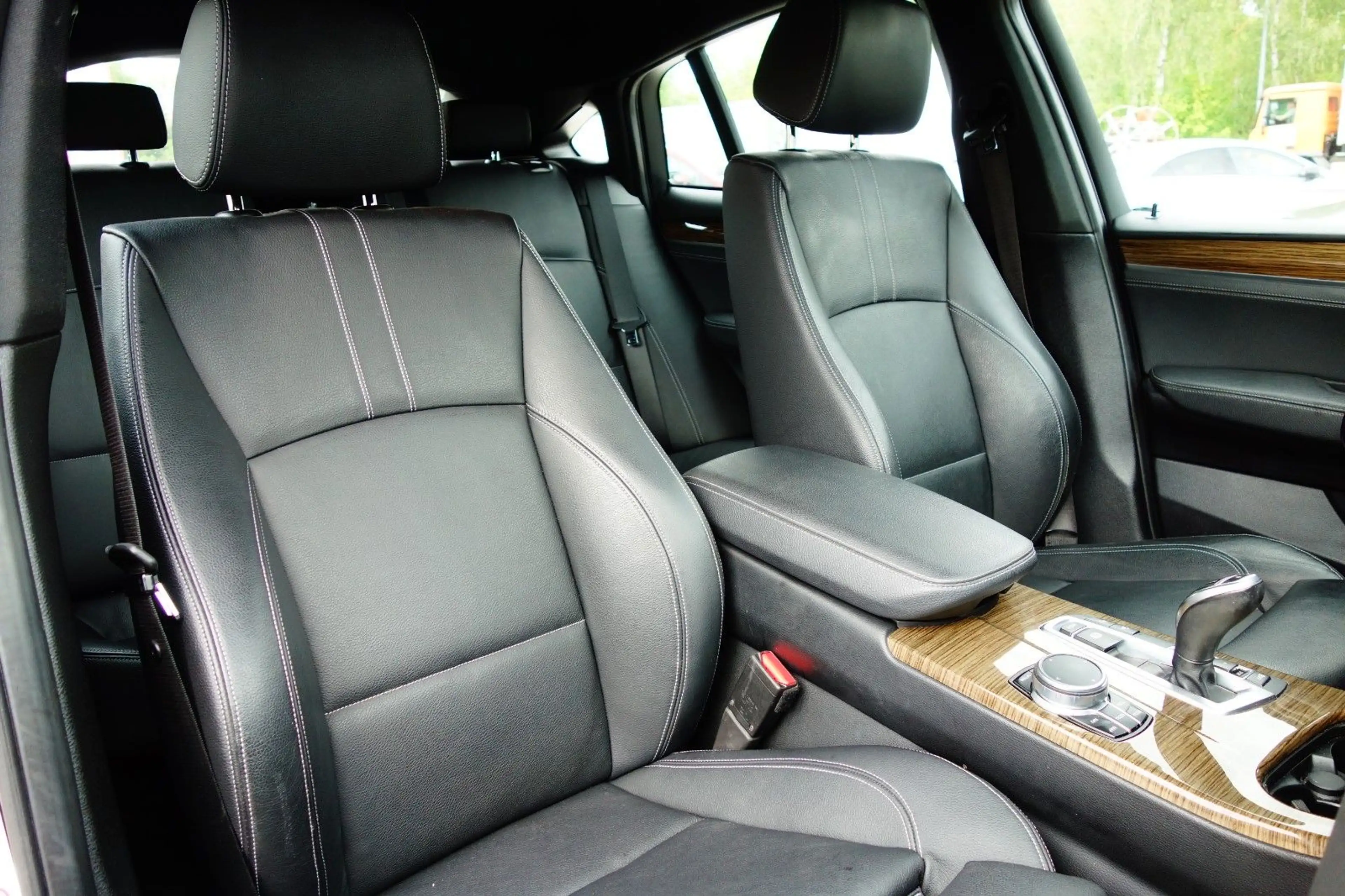 BMW X4 xDrive 35 d M Sportpaket — photo 12