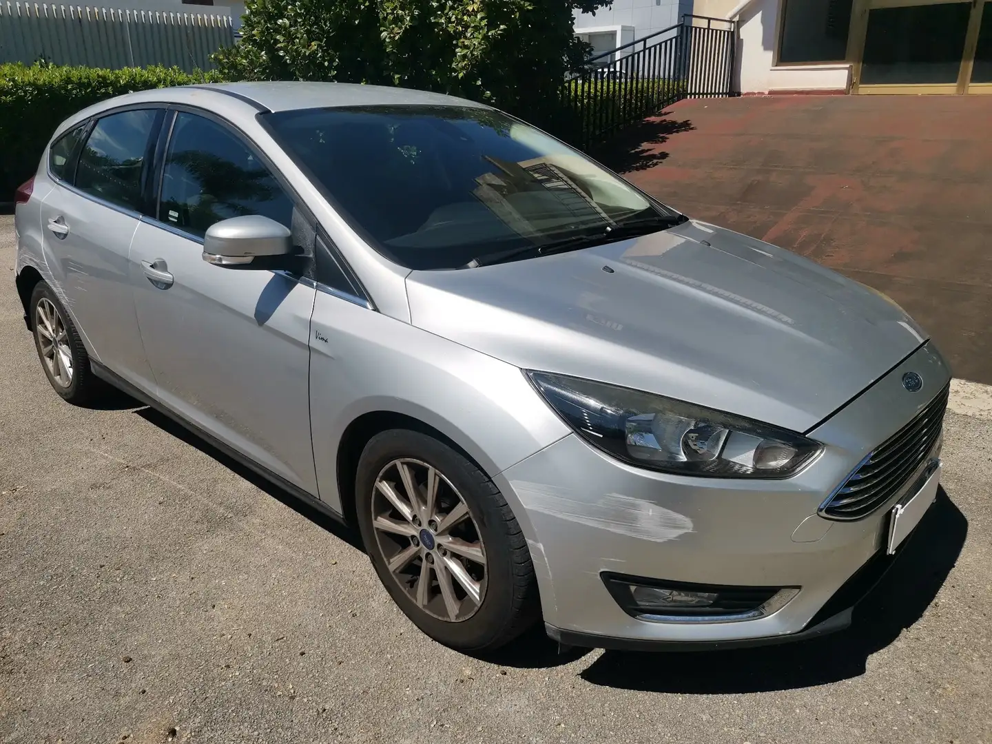 Ford Focus 5p 1.5 tdci Titanium s&s 120cv powershift - 1