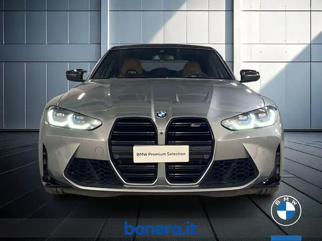 BMW M3 view 3