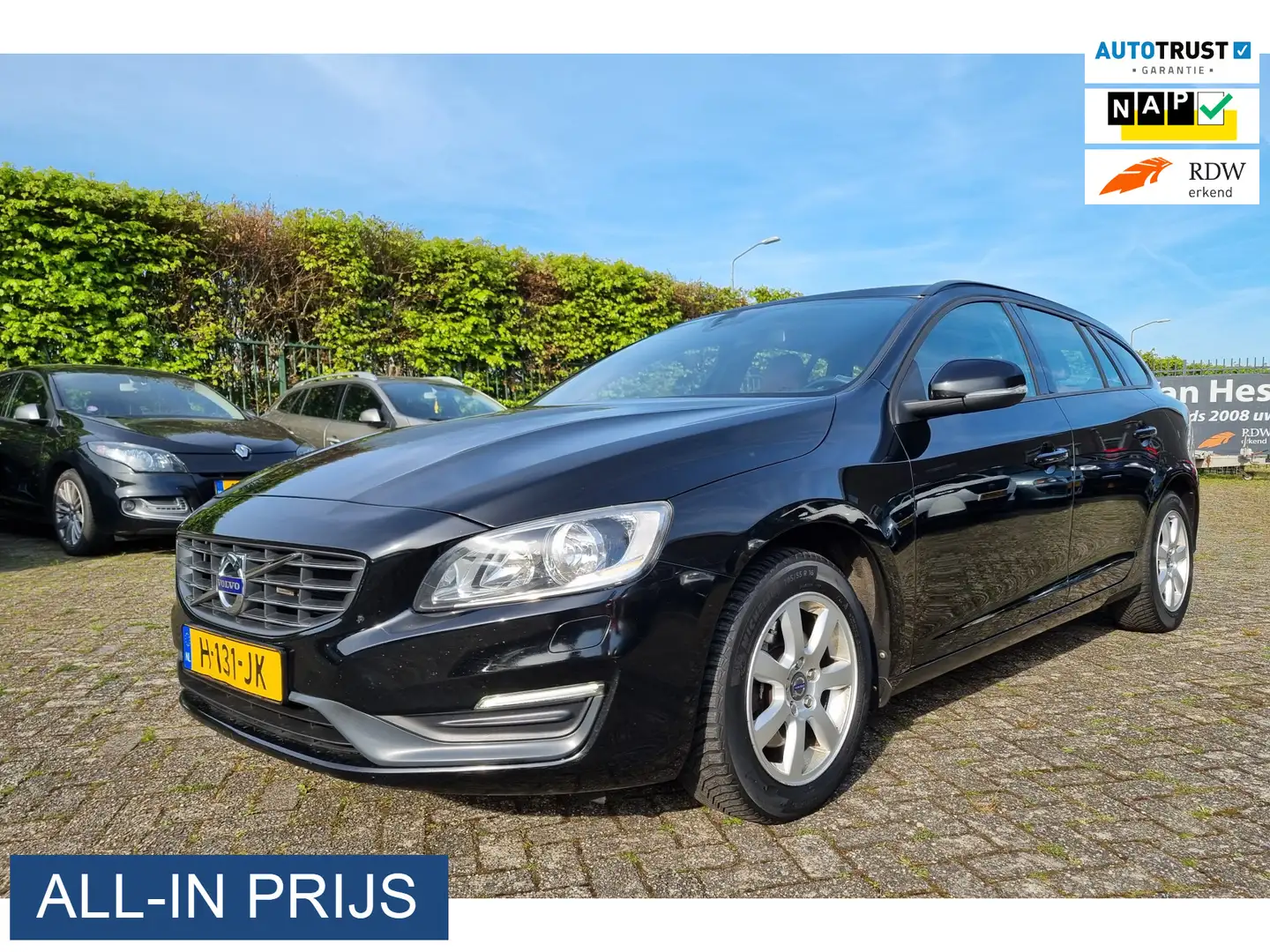 Volvo V60 1.6 T3 Momentum AUTOMAAT ✅NIEUWE APK ✅TREKHAAK Noir - 1